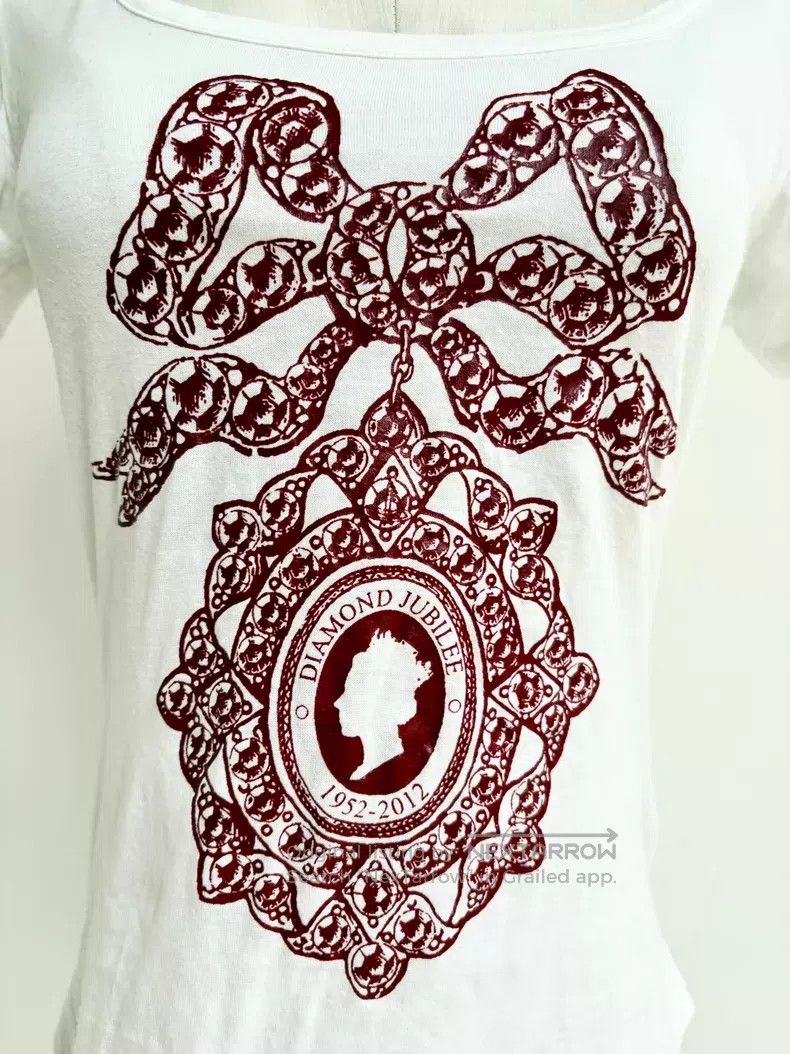 Vivienne Westwood Vivienne Westwood Bow Queen Portrait Short Sleeve Size M / US 6-8 / IT 42-44 - 6 Thumbnail