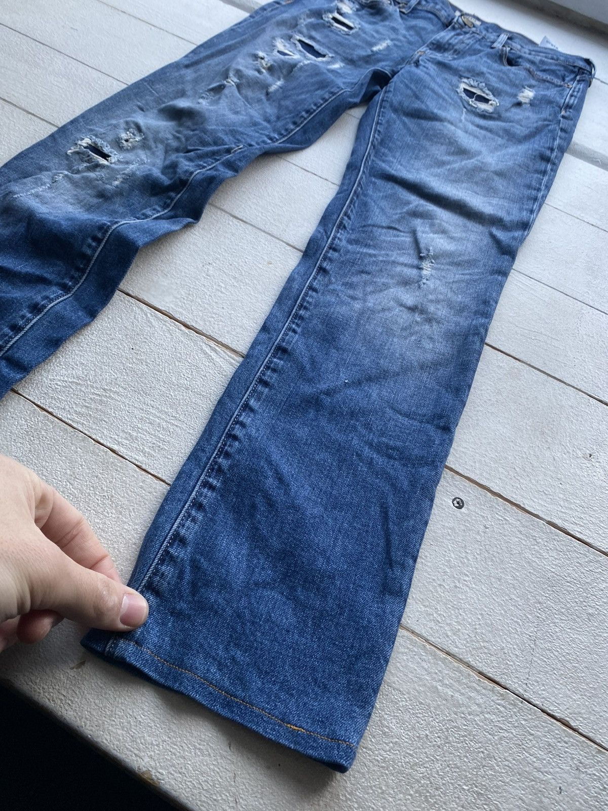 True Religion 00s Y2K True Religion Victoria Skinny Distressed Jeans Italy Size 29" - 2 Thumbnail