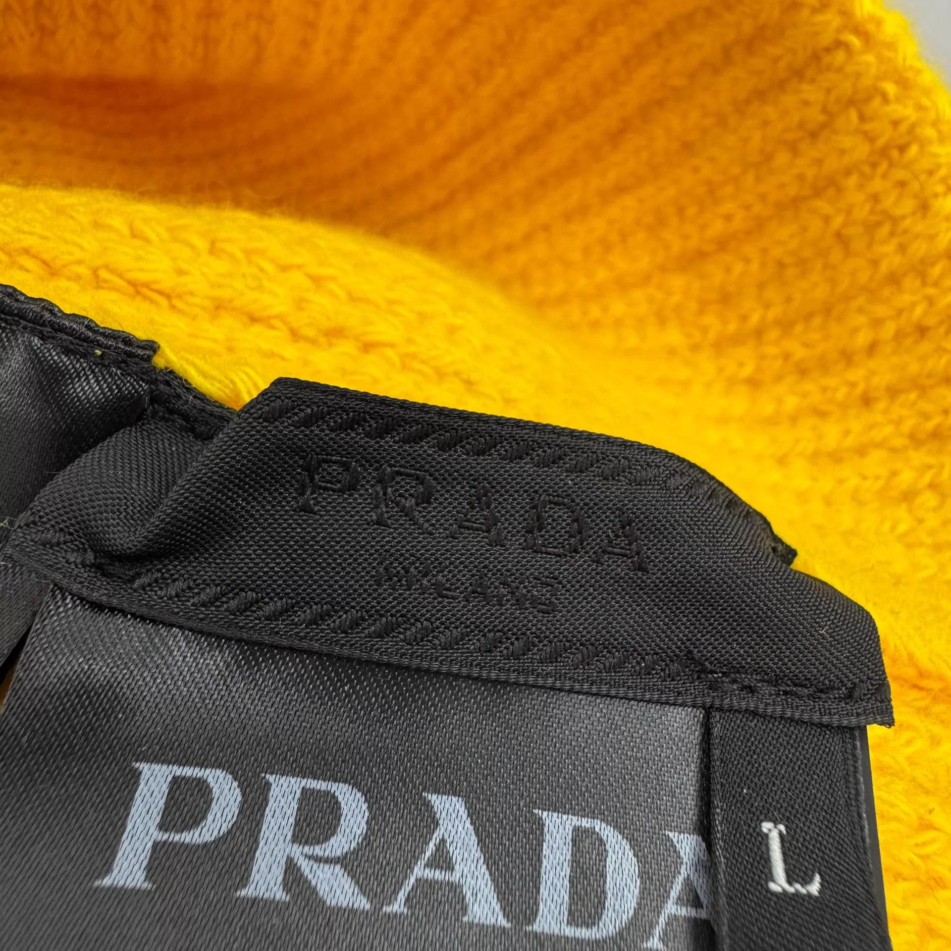 Polo Ralph Lauren Prada triangle logo beanie L New Size ONE SIZE - 4 Thumbnail