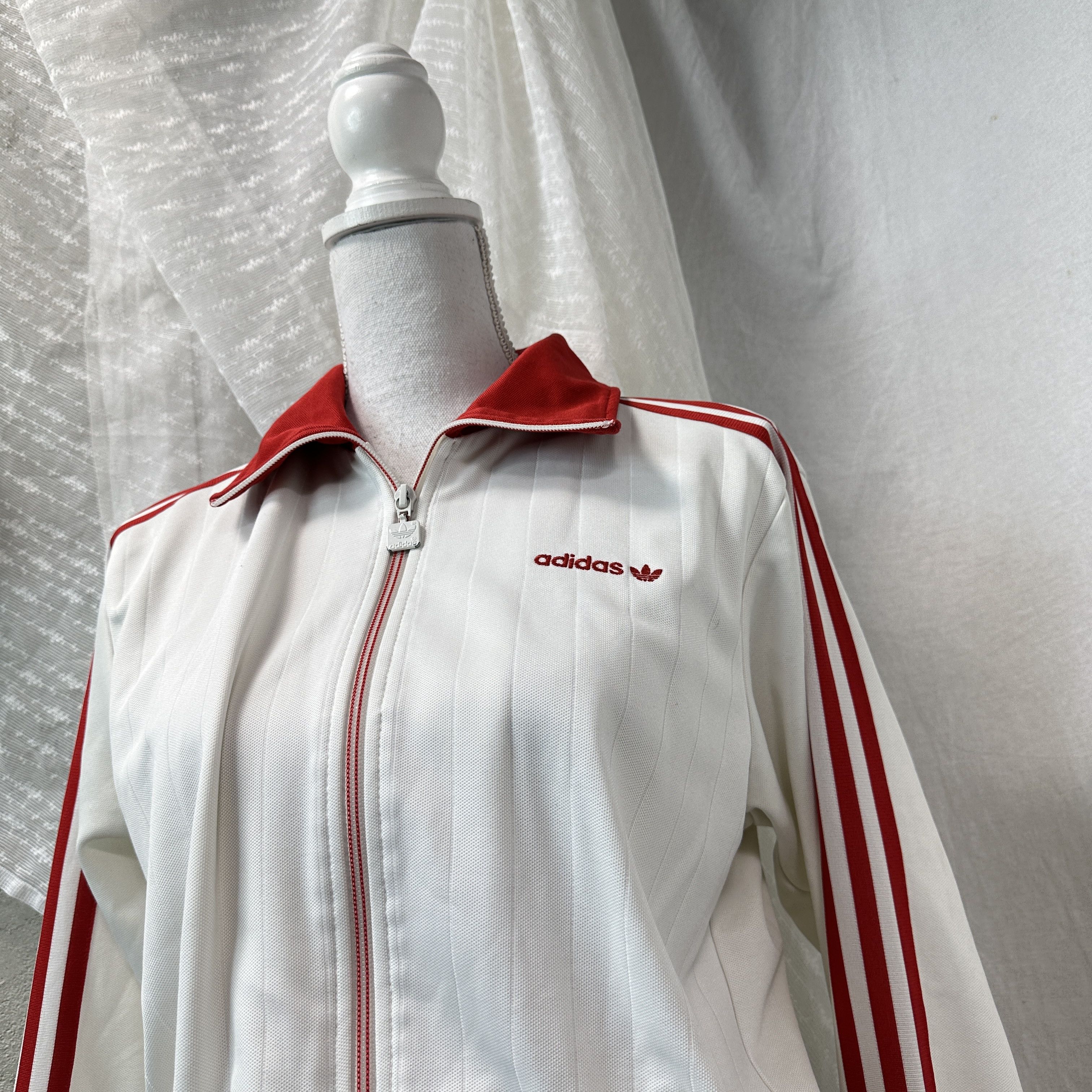 Adidas Vintage Streetwear Sporty Striped Adidas Sweatshirt Y2K Size US S / EU 44-46 / 1 - 7 Thumbnail