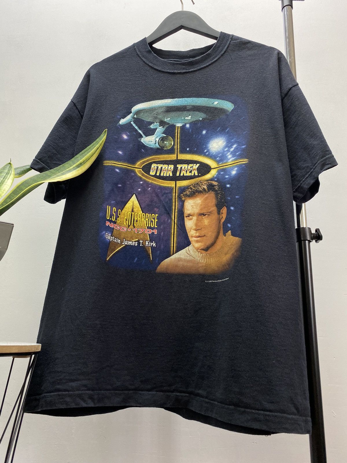 Changes × Vintage Vintage 2000 Star Trek Captain James T. Kirk Tee T-Shirt Size US XL / EU 56 / 4 - 4 Thumbnail