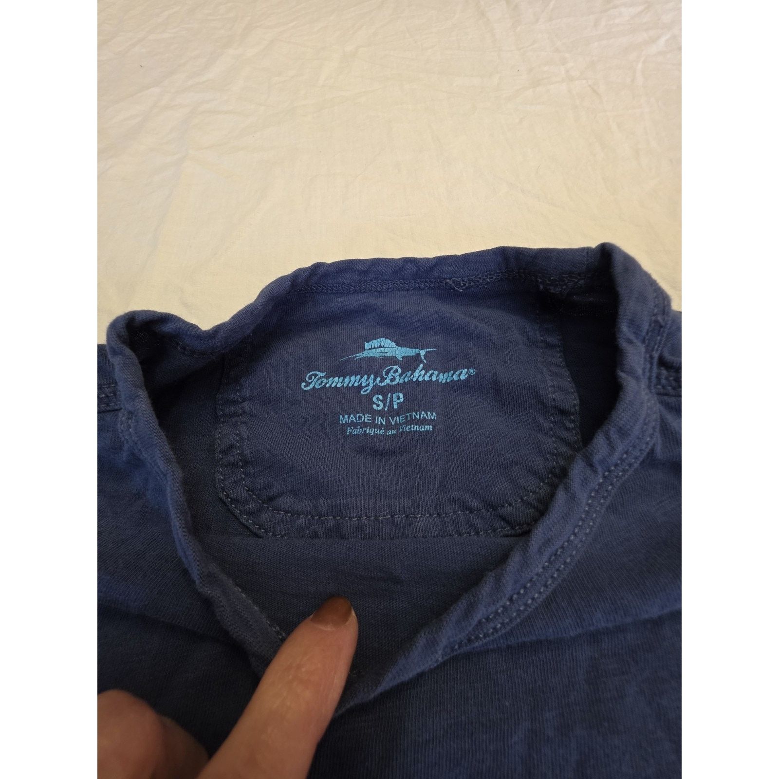 Tommy Bahama Tommy Bahama Men's Size Small Blue Short Sleeve T-Shirt Size US S / EU 44-46 / 1 - 4 Thumbnail