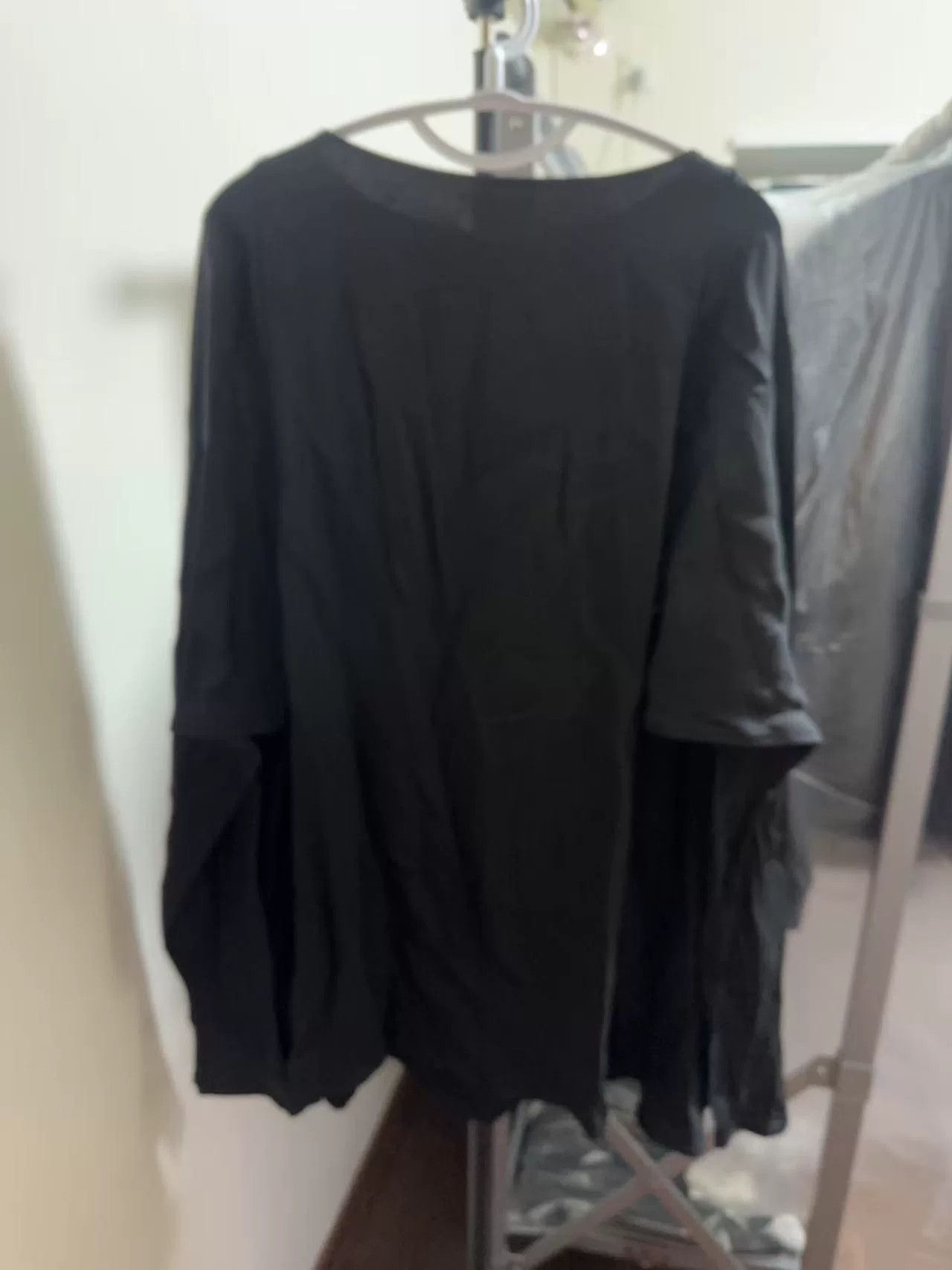 Valentino Valentino Women's Black Crew Neck T-shirt Size US M / EU 48-50 / 2 - 1 Thumbnail