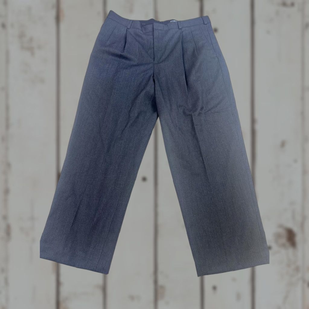 Eddie Bauer Eddie Bauer Pants Mens 40 Tall Gray Pleated Dress Slacks Work Office Flaw w Tags Size US 40 / EU 56 - 1 Thumbnail