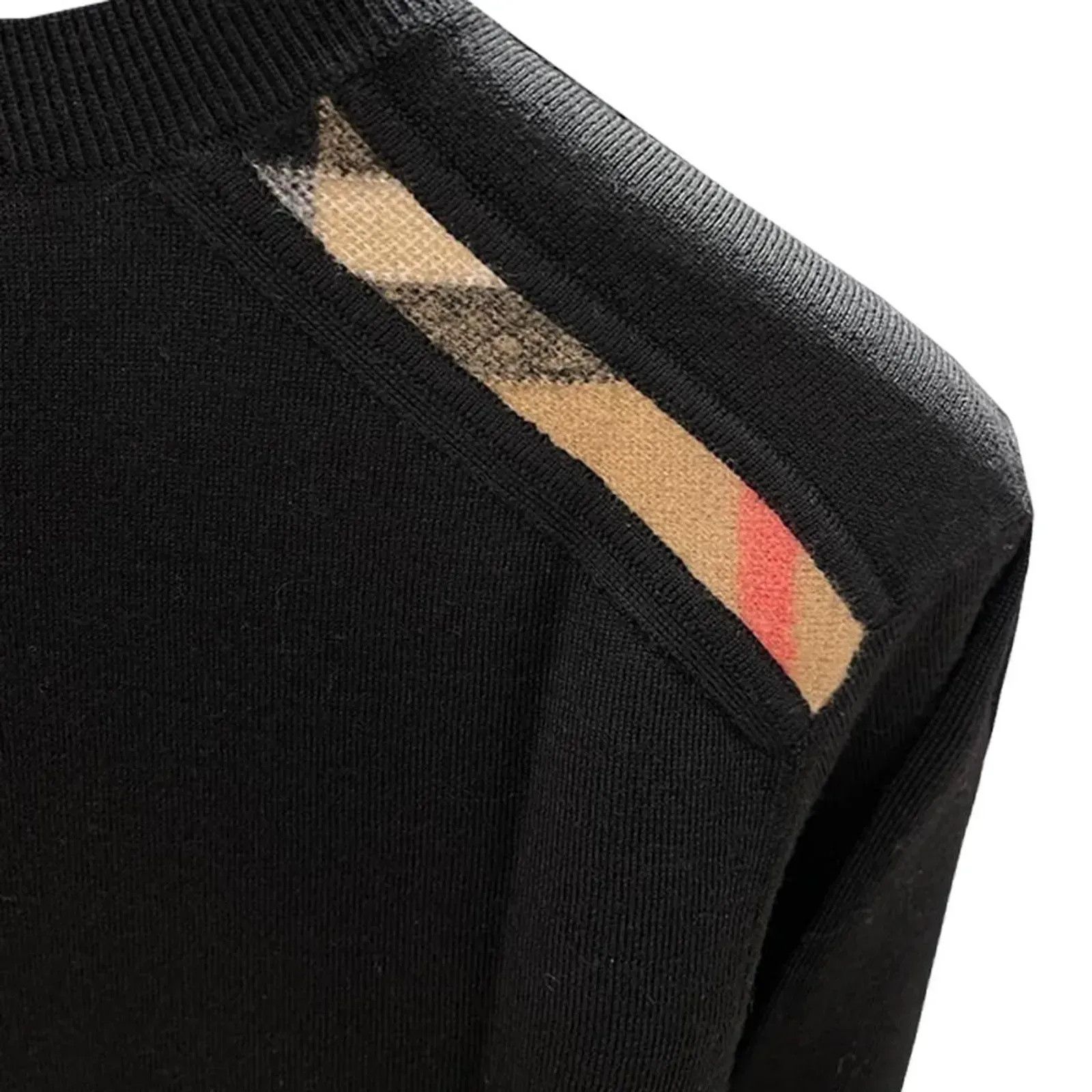 Burberry o1w1db10426 Wool Knit Sweater in Black Size XS / US 0-2 / IT 36-38 - 3 Thumbnail