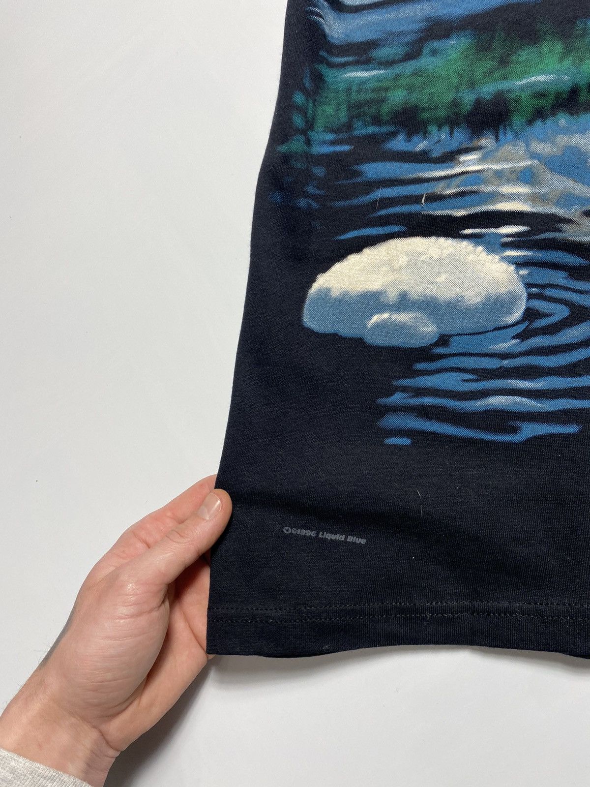 Liquid Blue × Vintage Vintage 96 Liquid Blue Wolf All Over Print Oversized Tee Size US L / EU 52-54 / 3 - 6 Thumbnail