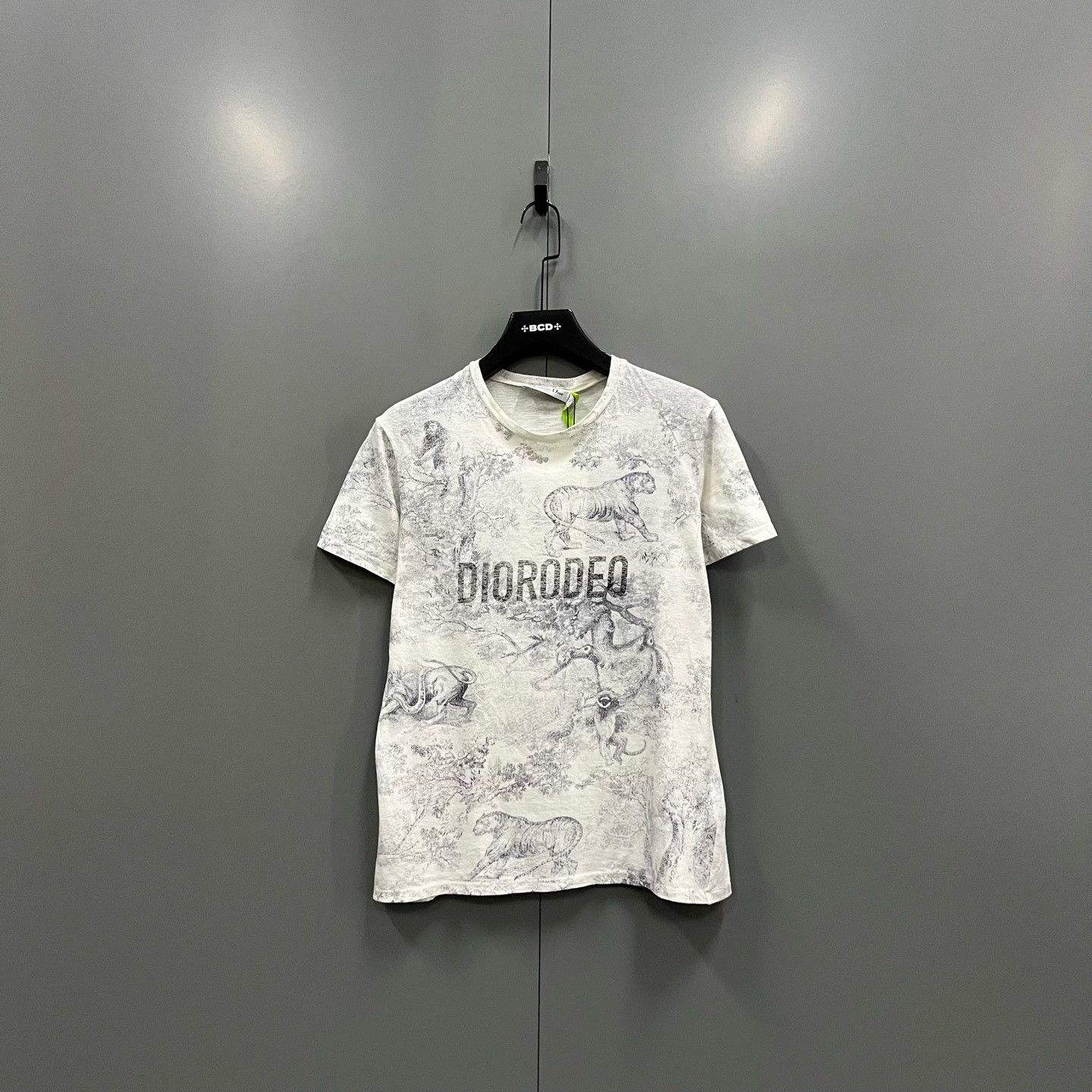 Dior Dior Floral Printed T-Shirt l Men Size US L / EU 52-54 / 3 - 1 Thumbnail