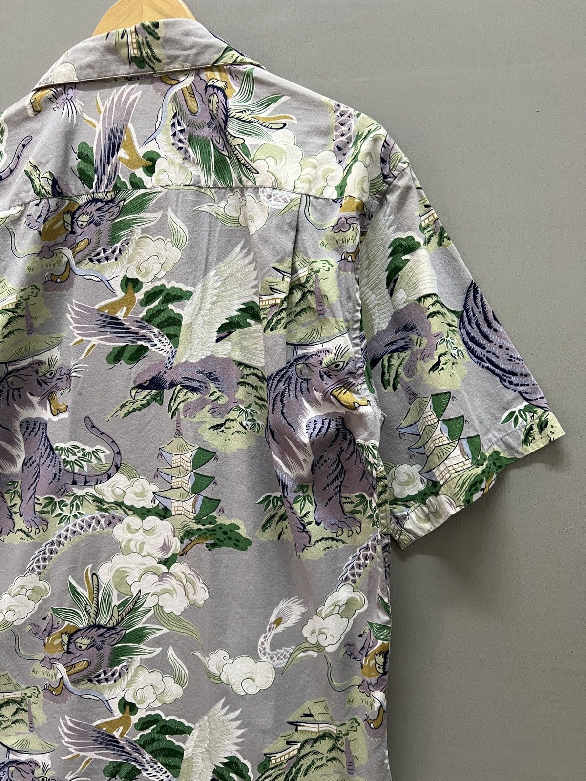 KAVU Vintage Kavu Tiger Print Hawaiian Shirt Size US S / EU 44-46 / 1 - 8 Thumbnail