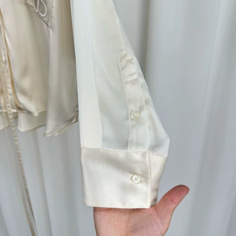 Loewe LOEWE Embroidered Logo pocket, silk shirt Size XXS / US 00 / IT 34 - 4 Thumbnail