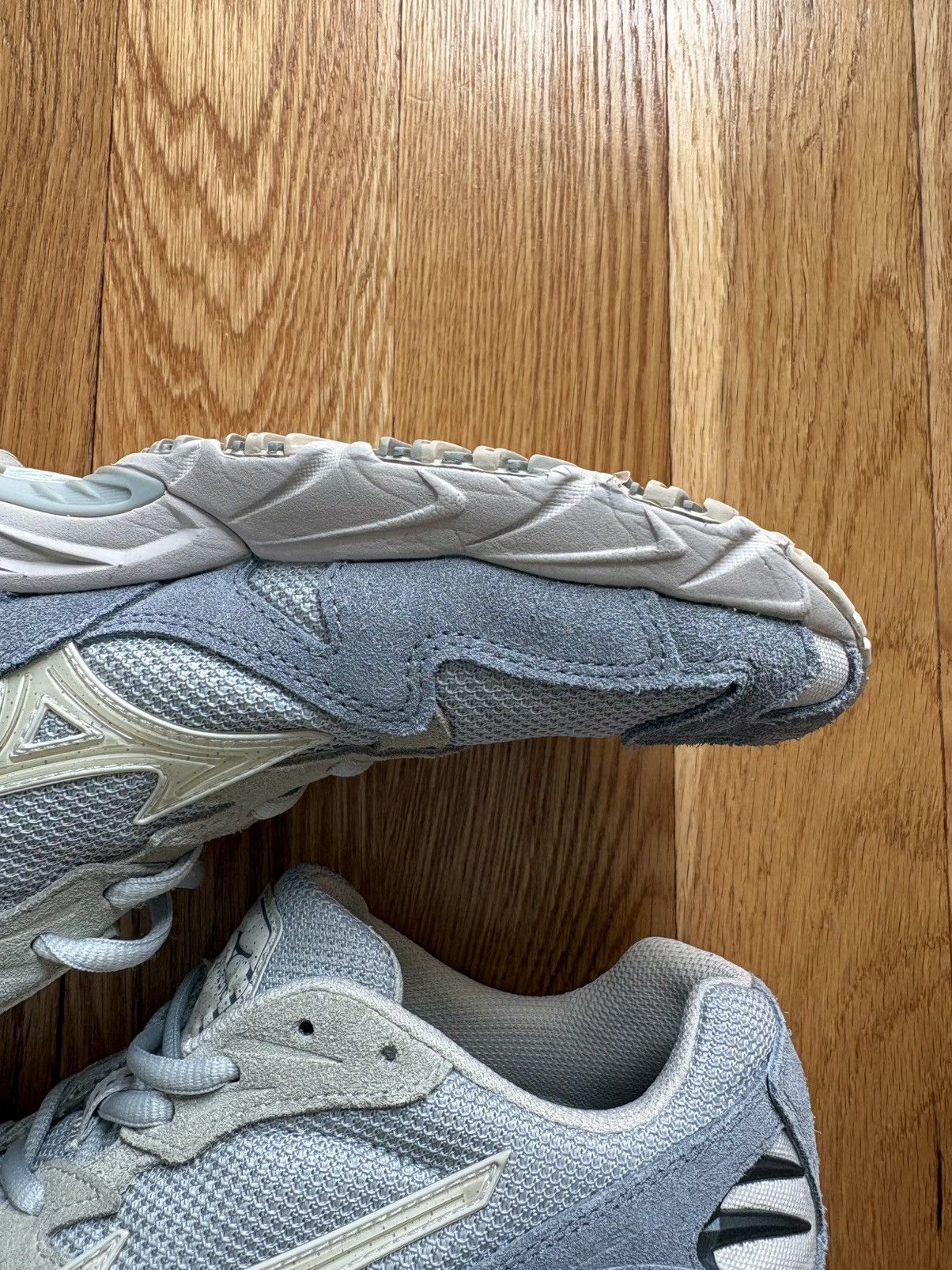 Footpatrol Size 9 Mizuno Foot Patrol "The Artefact Pack" WAVE RIDER 10 Size US 9 / EU 42 - 13 Thumbnail