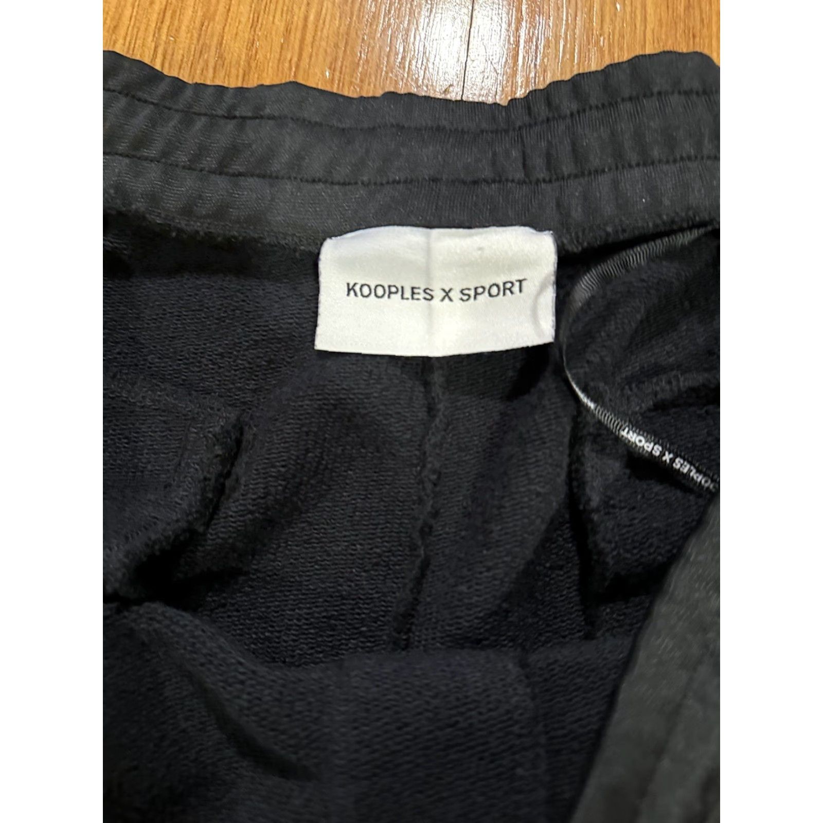 The Kooples THE KOOPLES x SPORT SLIM FIT SWEATPANTS/JOGGERS L TECH FABRIC XL BLACK Men Pants Jogger Slim Brew Size US 36 / EU 52 - 7 Thumbnail