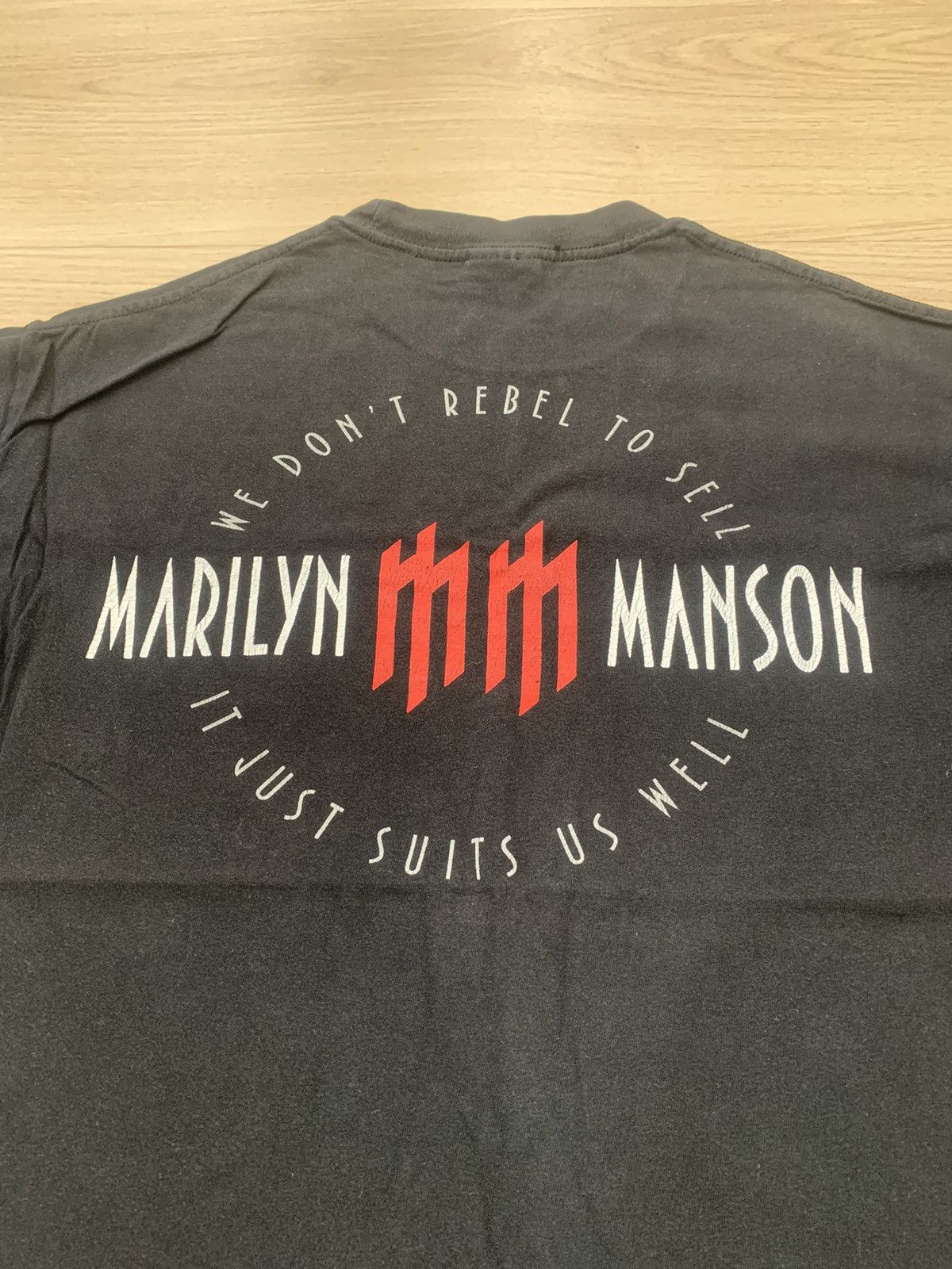 Band Tees × Marilyn Manson MARILYN MANSON TOUR BAND SHIRT DEFTONES OASIS JUSTIN NIRVANA Size US M / EU 48-50 / 2 - 5 Thumbnail