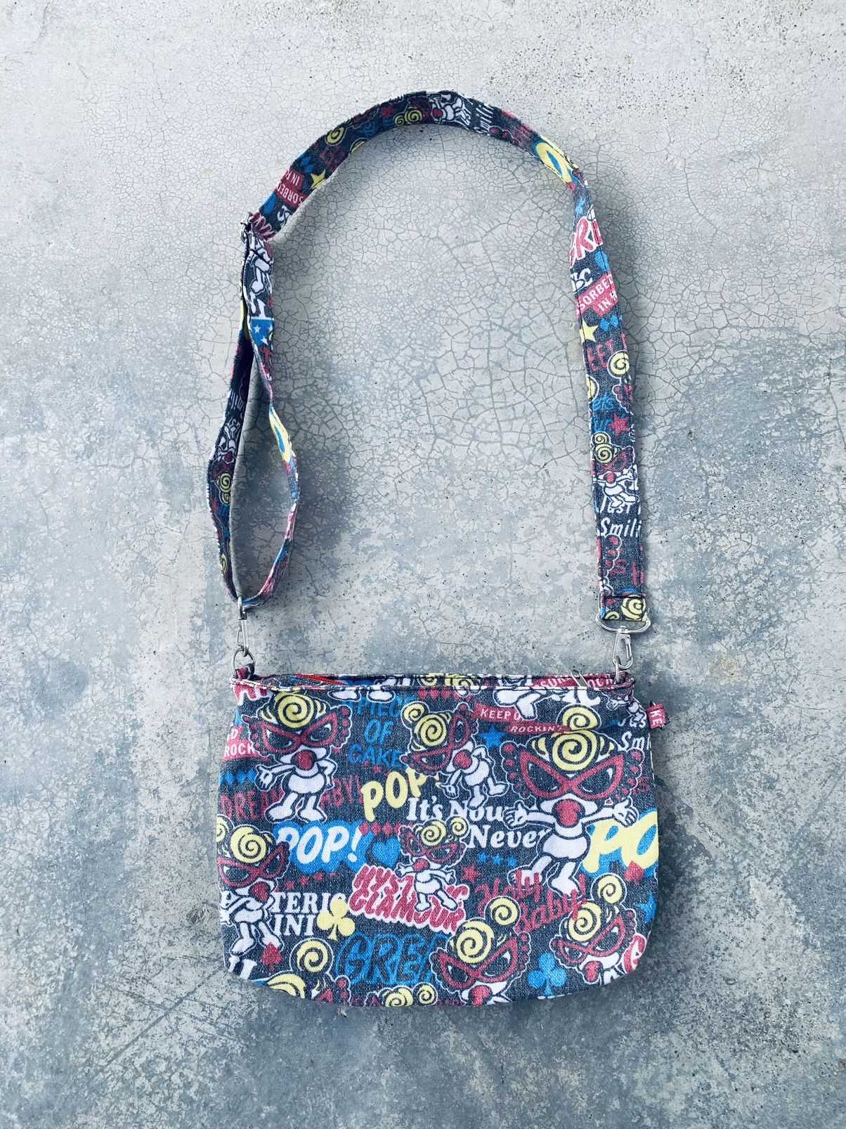 Hysteric glamorボディバッグ HYSTERIC GLAMOUR（ヒステリックグラマー）の「ナイロン ボディー