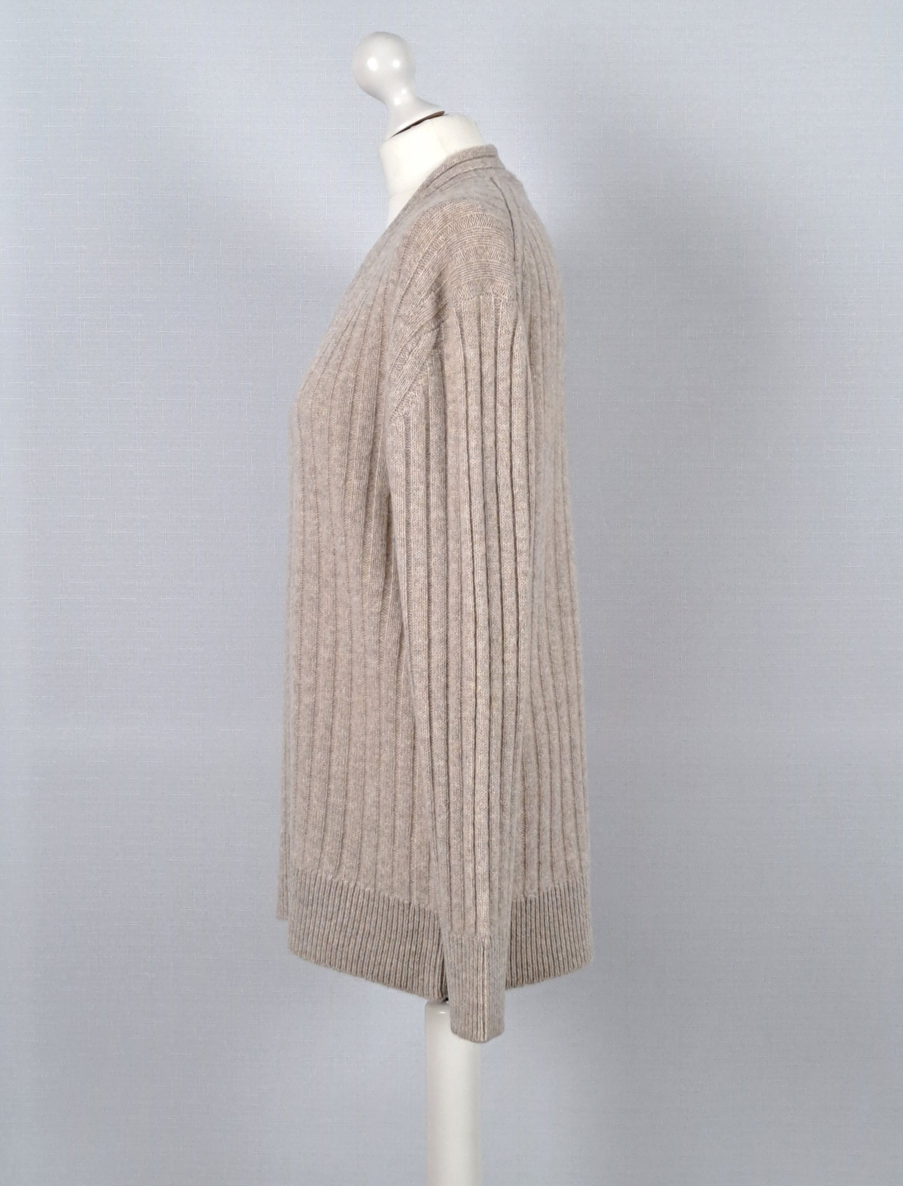 White + Warren WHITE + WARREN cashmere ribbed V-neck sweater. Size L Size L / US 10 / IT 46 - 3 Thumbnail