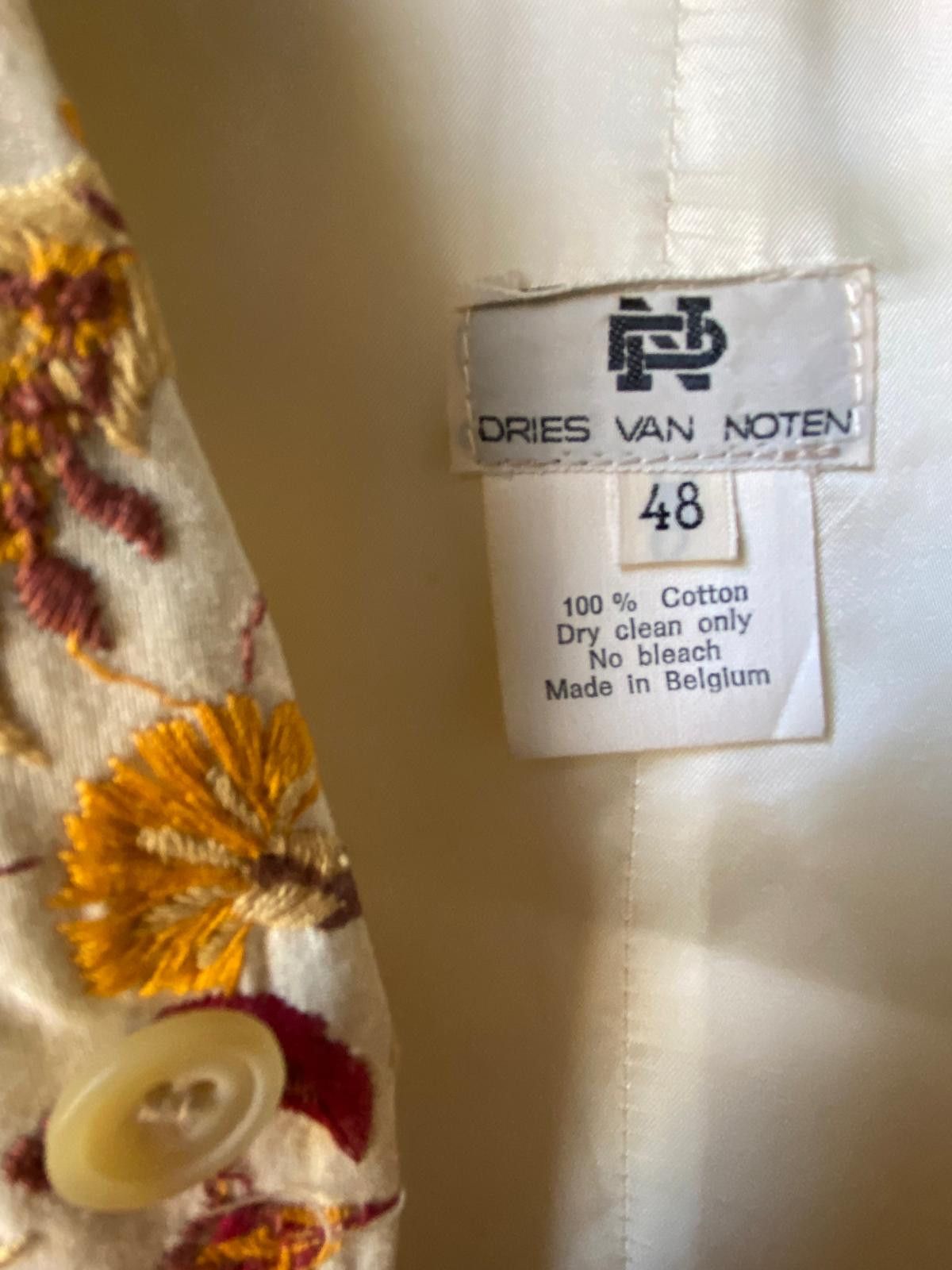 Dries Van Noten Unique hand-embroidered gilet with flowers Dries van Noten Size 48R - 8 Thumbnail