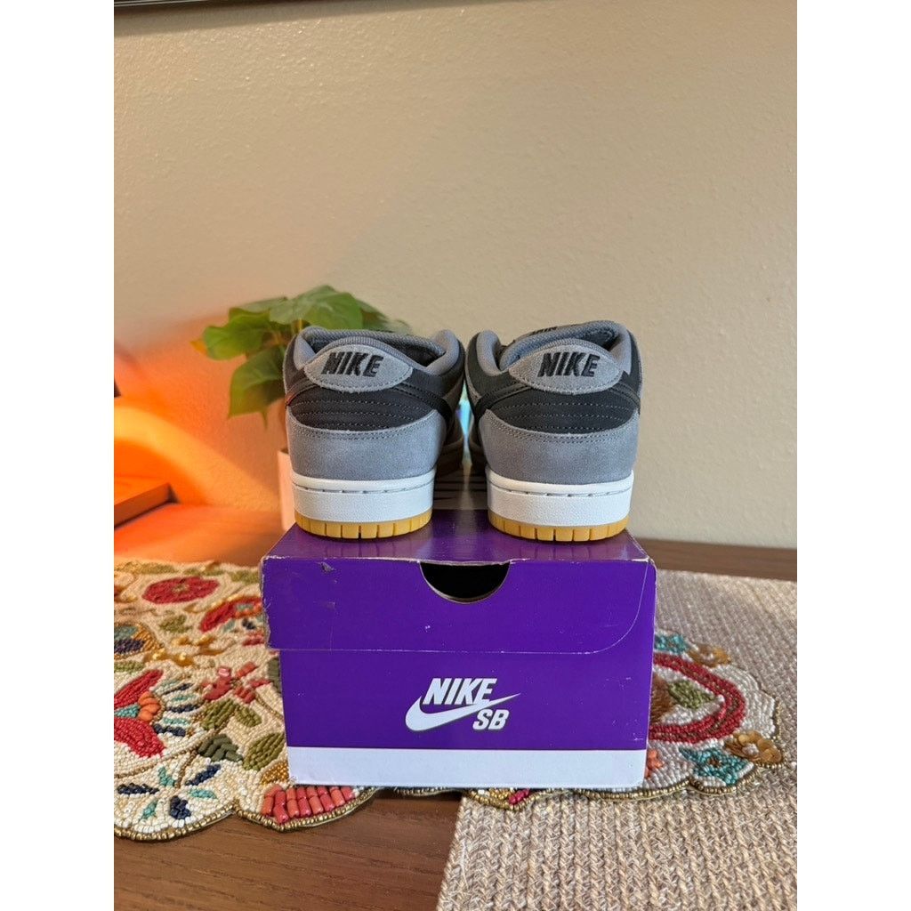 Nike Nike SB Dunk Low Dark Smoke Grey Black White Gum Shadow Size US 6.5 / EU 39-40 - 4 Thumbnail