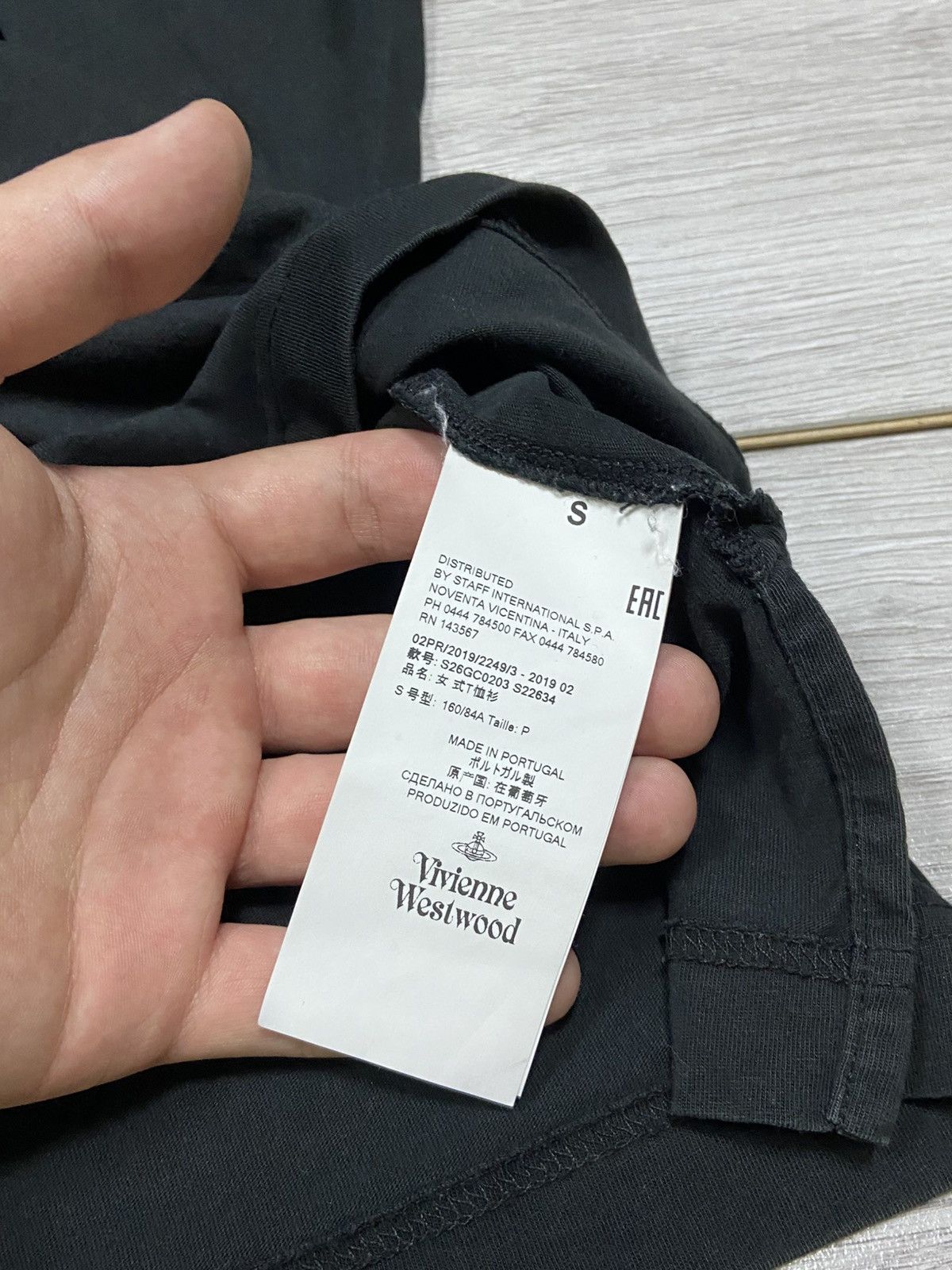 Vivienne Westwood Vivienne Westwood vintage orb t-shirt Size US S / EU 44-46 / 1 - 5 Thumbnail
