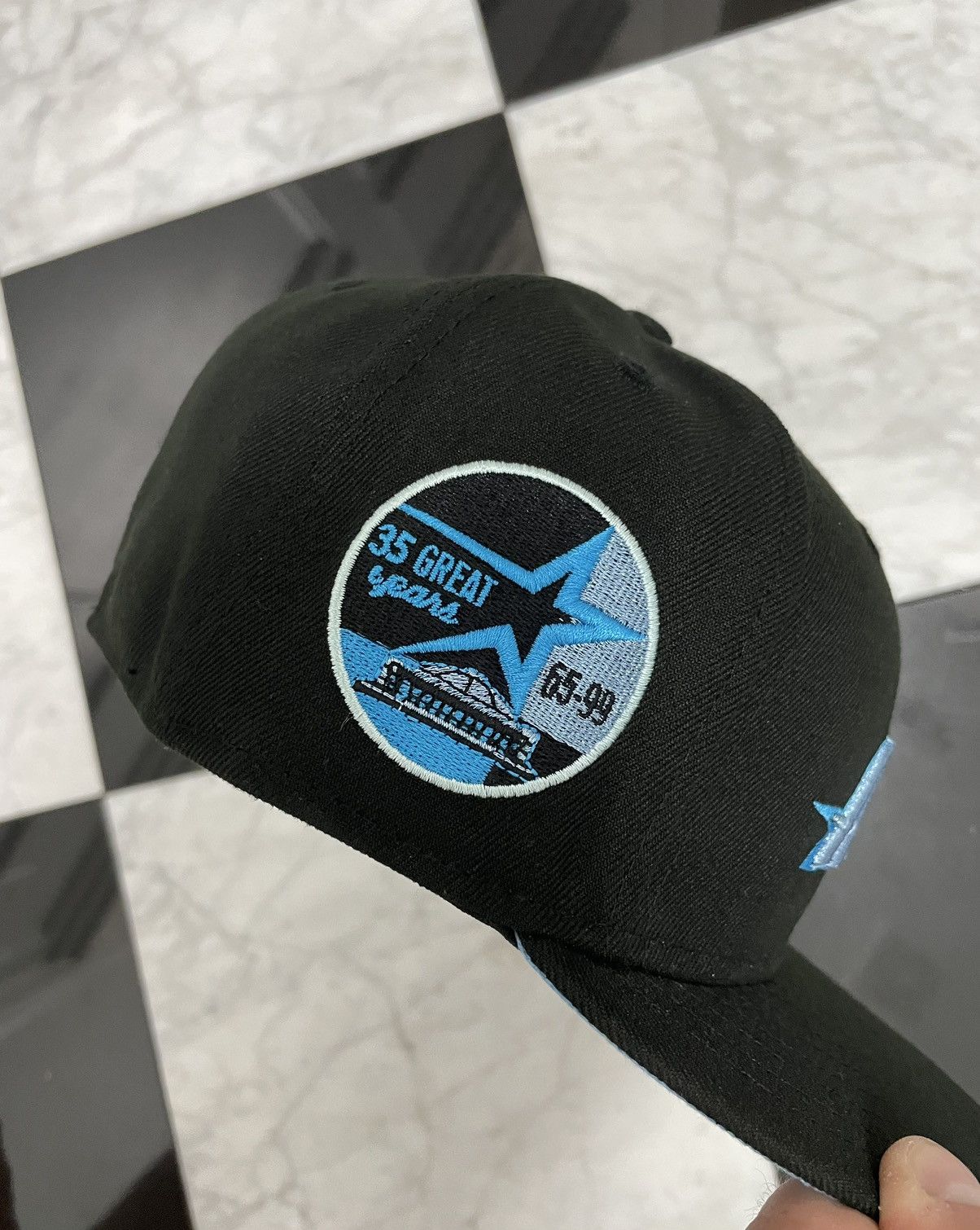 New Era 🔥 Exclusive Astros Hype logo fitted size 7 Size ONE SIZE - 2 Thumbnail