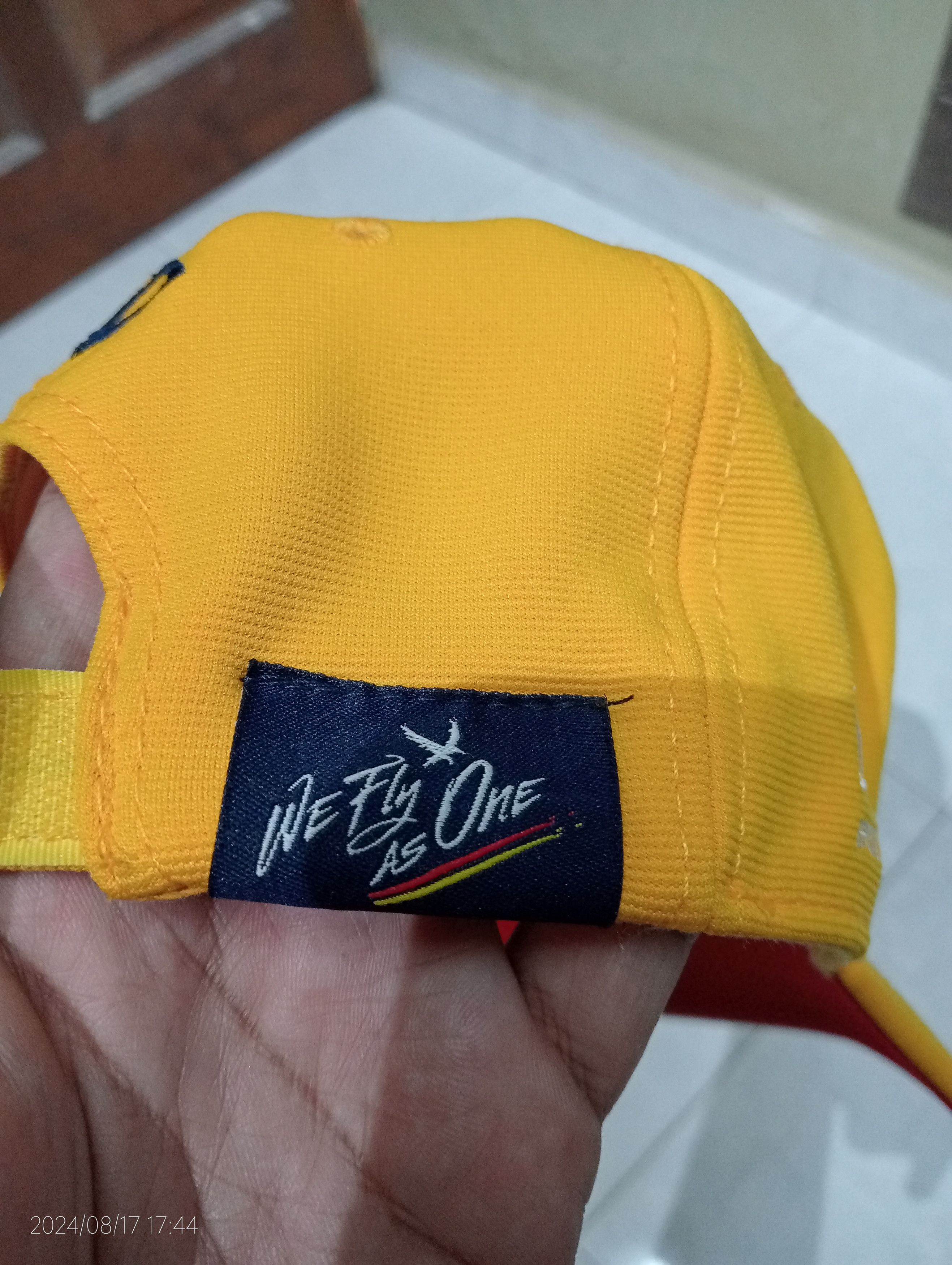 Sports Specialties Adelaide Crows Embroidery Yellow Velcro Hat Size ONE SIZE - 3 Thumbnail