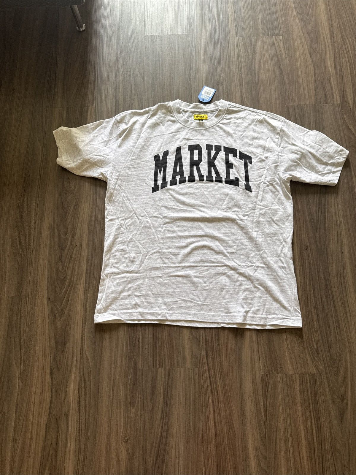 Market MARKET Classic Arch Logo T-Shirt Ash Grey XL Heavyweight Size US XL / EU 56 / 4 - 1 Thumbnail