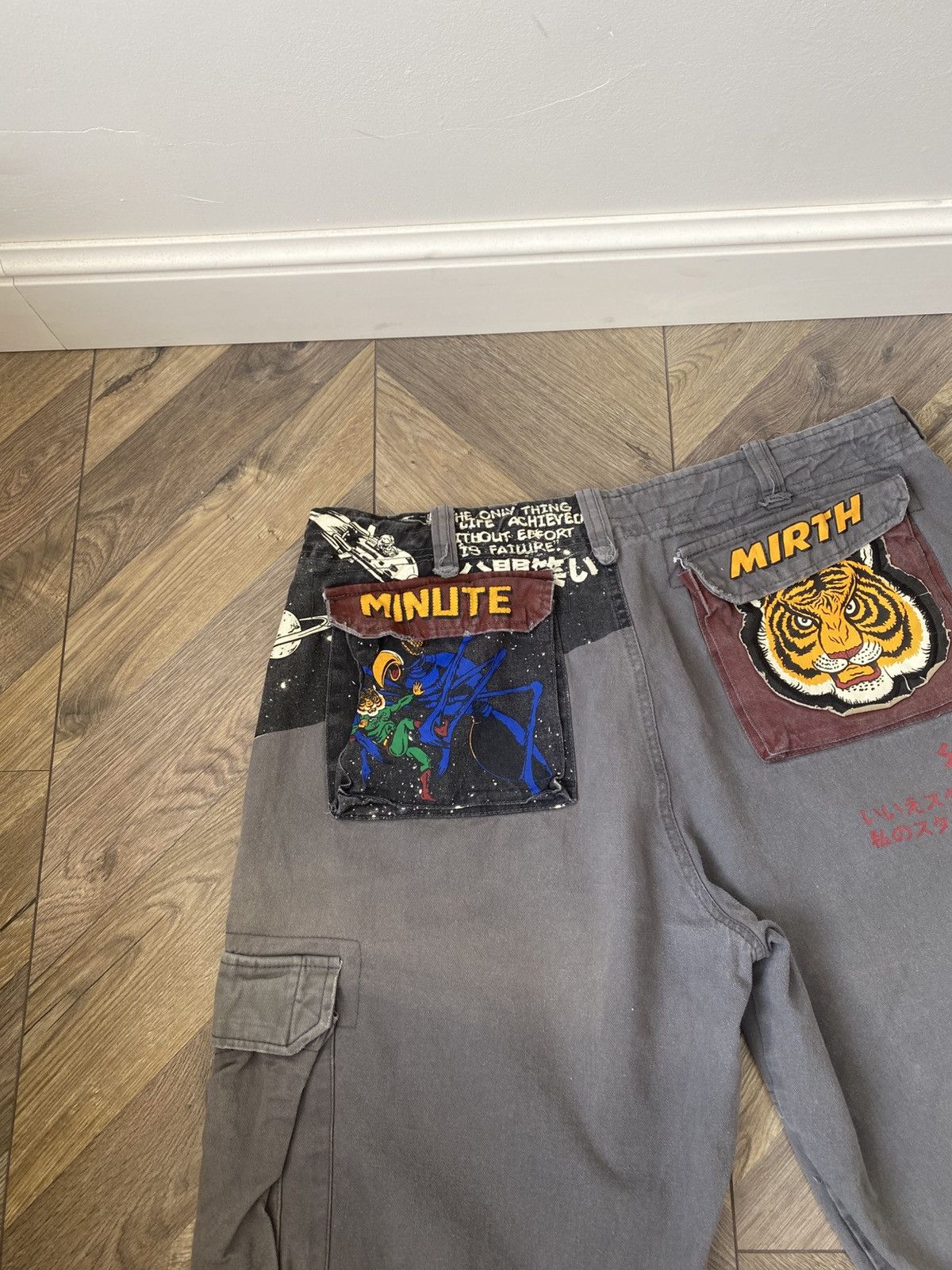 Japanese Brand × Vintage Vintage Minute Mirth Y2K Ed Hardy Style Cargo shorts Size US 40 / EU 56 - 10 Thumbnail