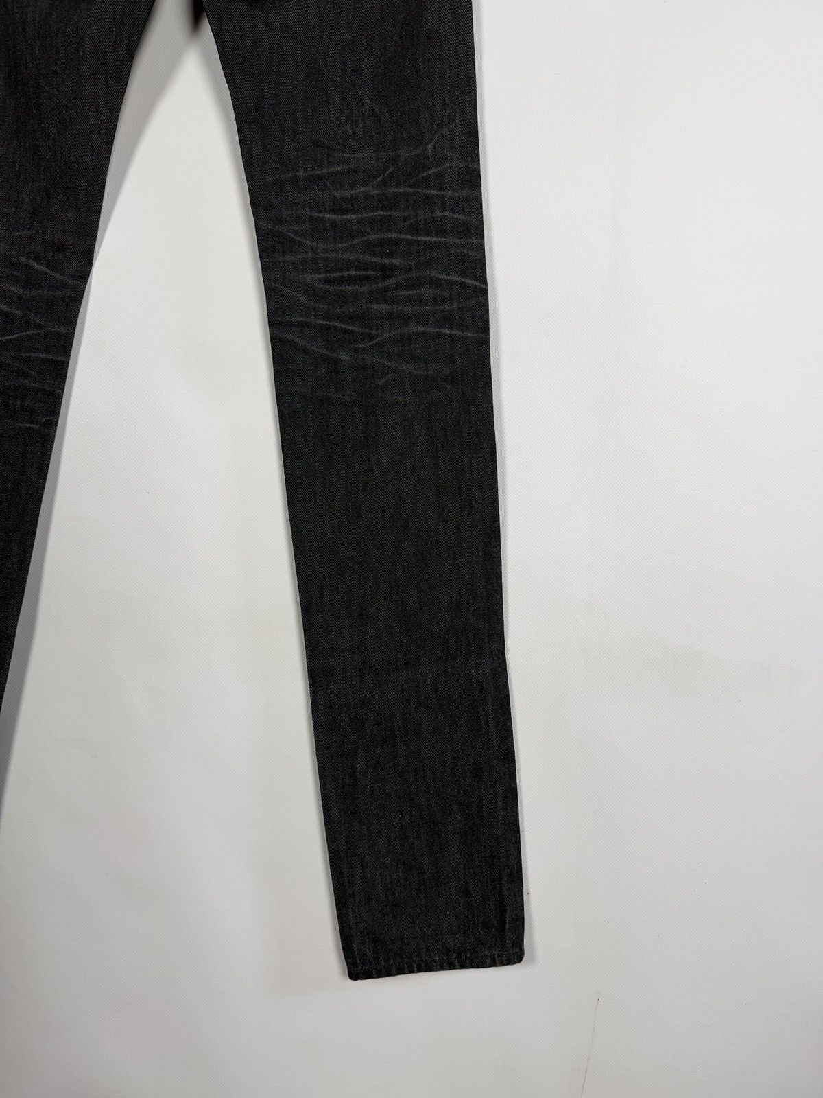 Helmut Lang Helmut Lang Dark Wash Slim Straight Jeans Made In USA Sz 28 Size US 28 / EU 44 - 14 Thumbnail