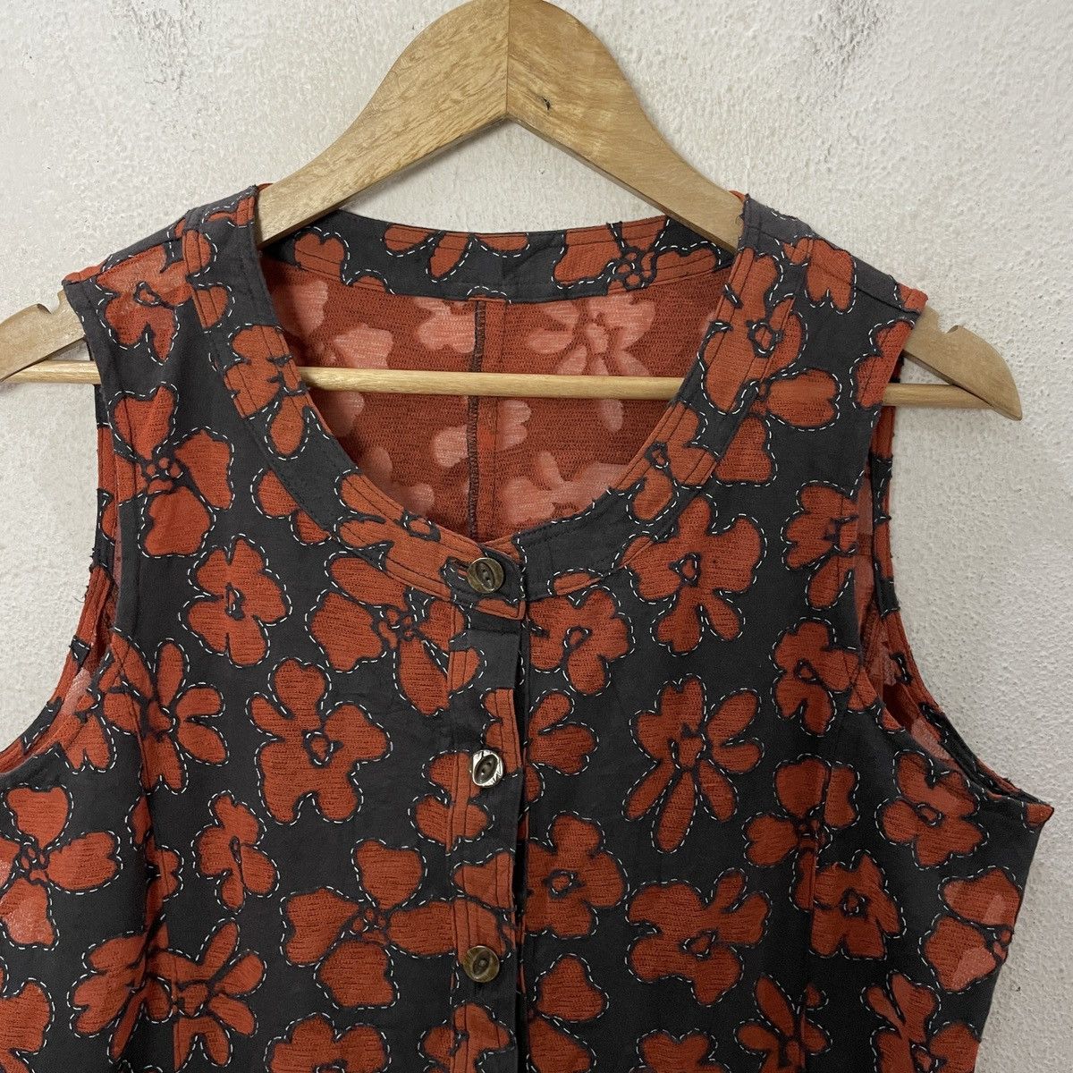 Japanese Brand Vintage Japanese Designer Art Sleeveless Jacket Size US M / EU 48-50 / 2 - 2 Thumbnail