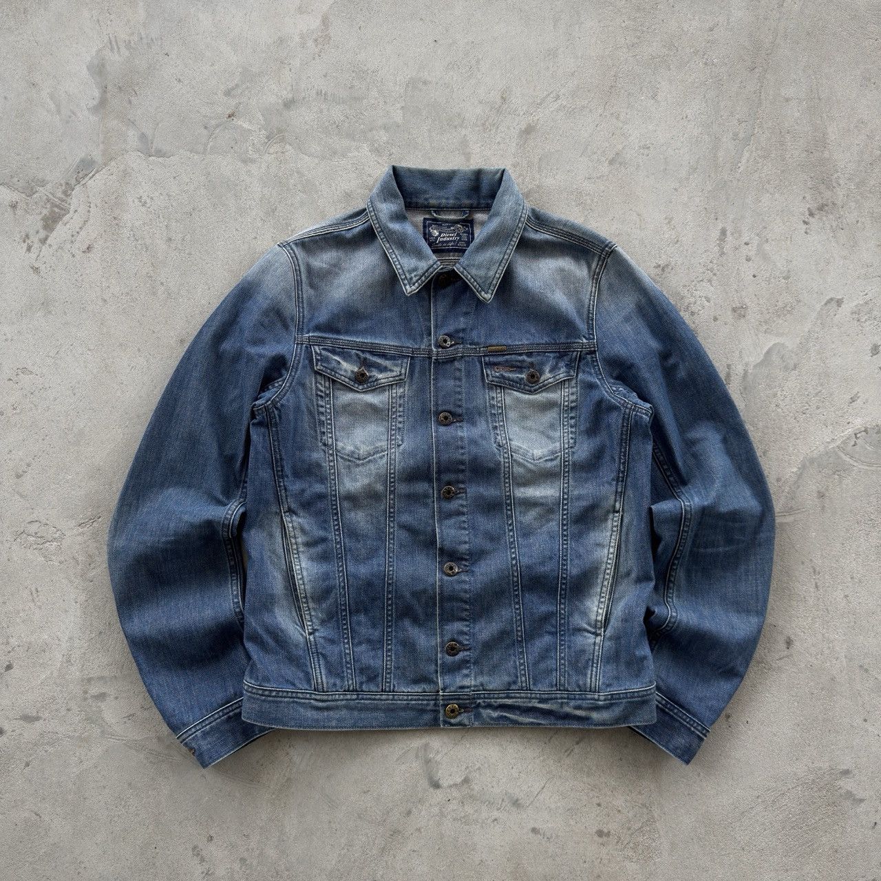 Diesel Diesel Industry Wash Denim Trucker Jacket Indigo Blue Size US L / EU 52-54 / 3 - 1 Thumbnail