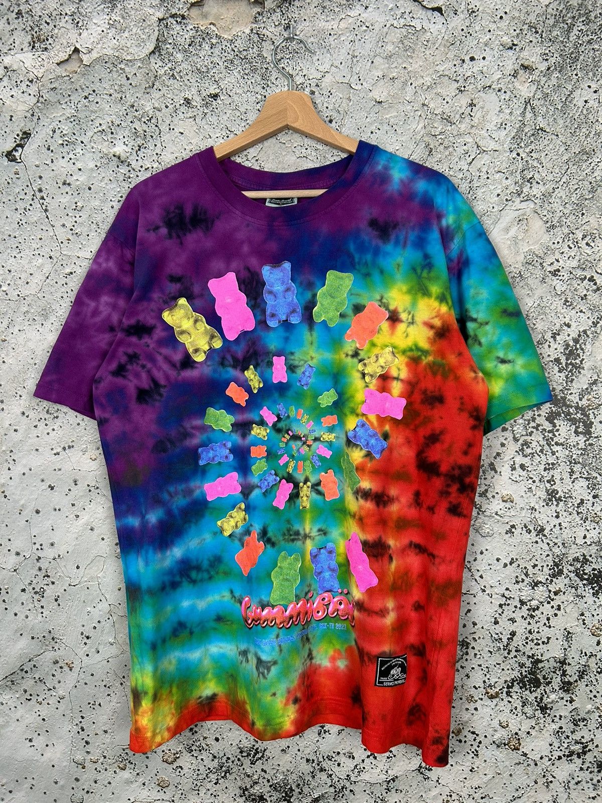 Vintage Vintage Gummies Bears Tie Dye Graphic Tee Alternative 90s Size US L / EU 52-54 / 3 - 1 Thumbnail
