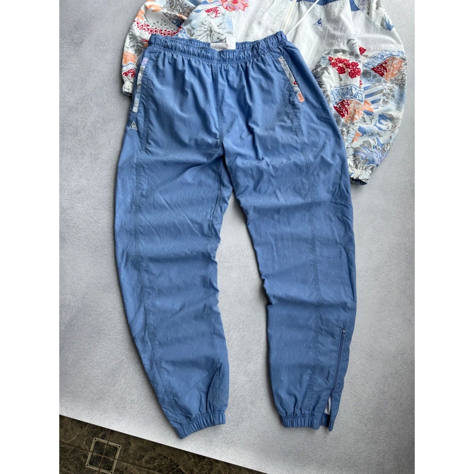 Le Coq Sportif VTG Le Coq Sportif Woman Floral 90s Tracksuit Size M / US 6-8 / IT 42-44 - 4 Thumbnail
