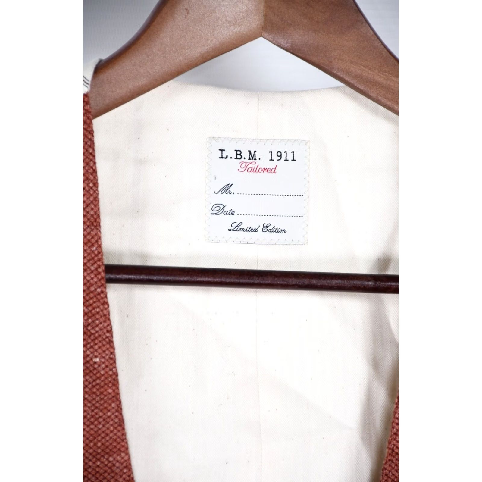 L.B.M. 1911 L.B.M. 1911 Limited Edition Waistcoat Mens 50 Linen Blend Brown Solid 59%LINEN 41%COTTON Vintage N/A Size US M / EU 48-50 / 2 - 5 Thumbnail