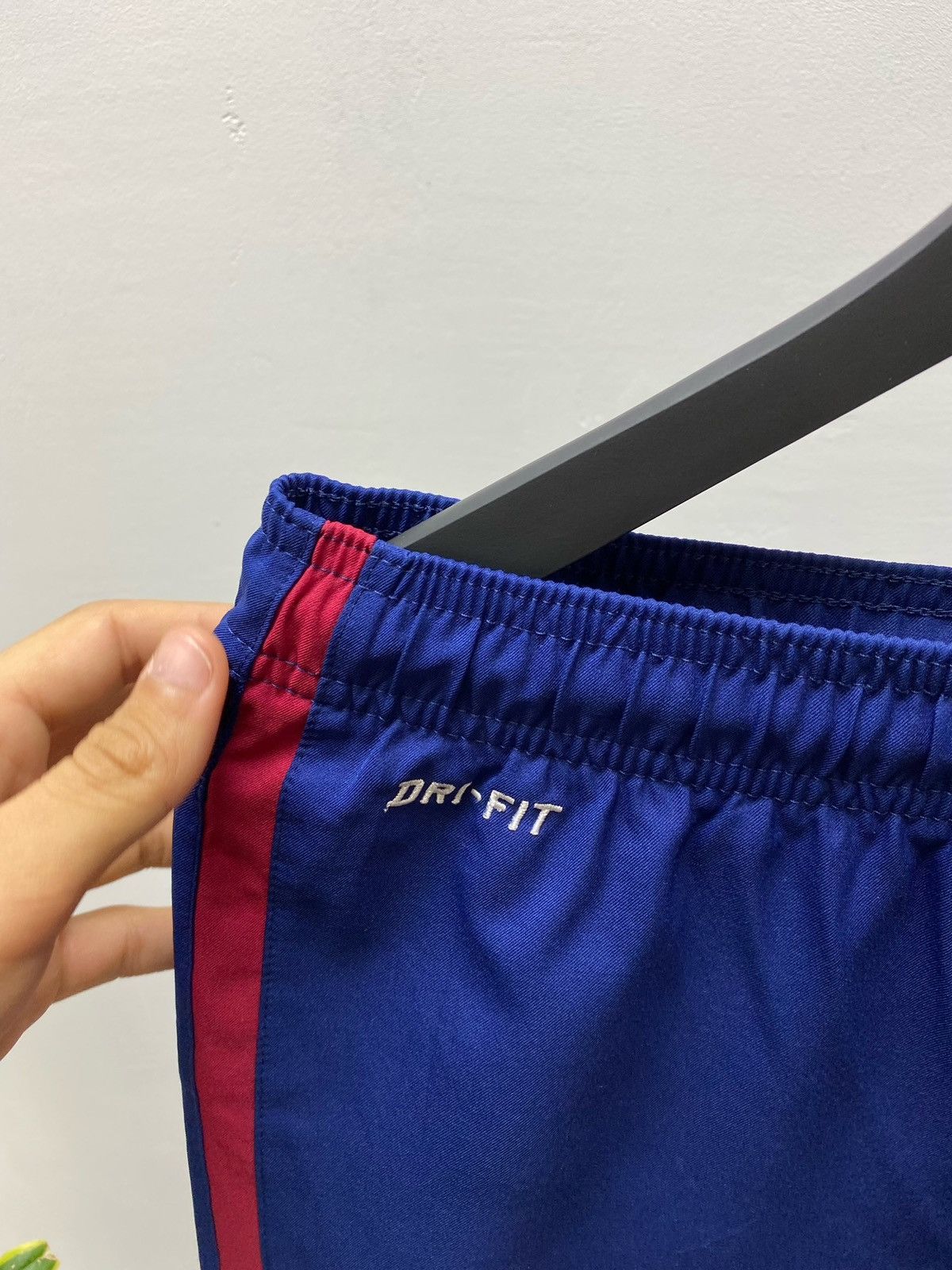 Nike 10# Messi Barcelona Nike Soccer Shorts Size US 34 / EU 50 - 10 Thumbnail