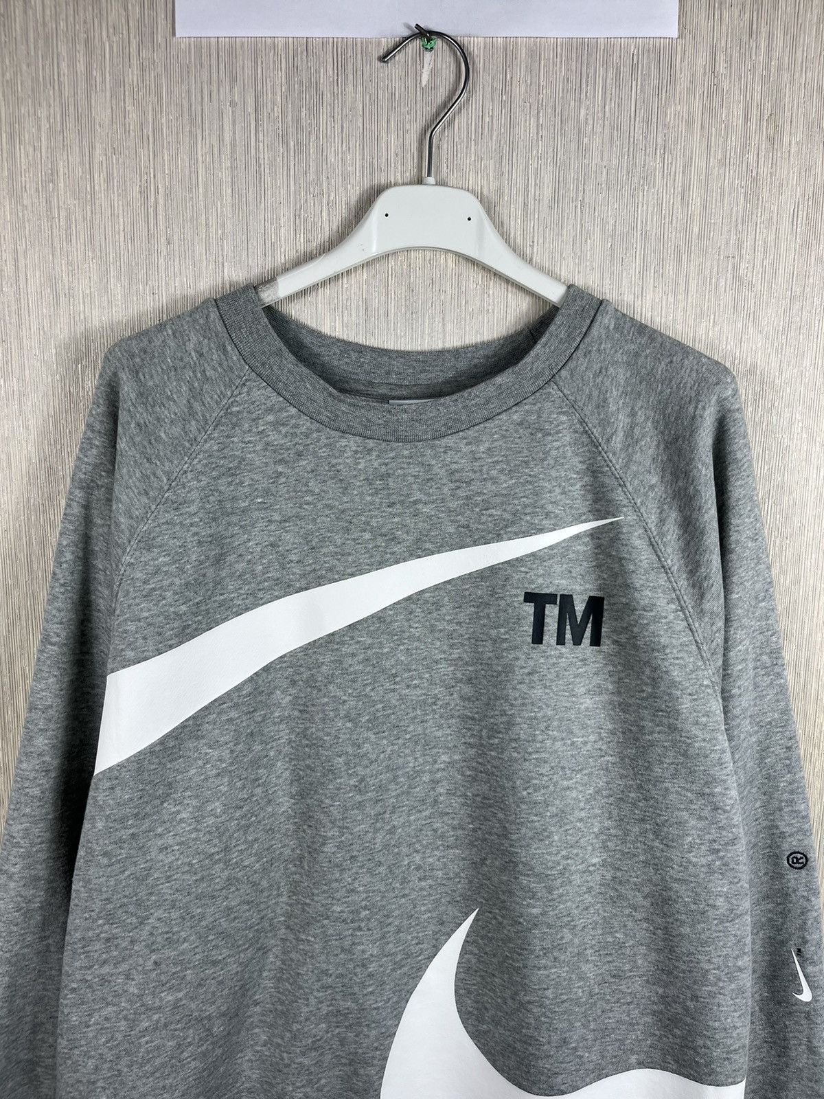Nike Nike big swoosh rare drill wrap around logo y2k sweatshirt Size US M / EU 48-50 / 2 - 5 Thumbnail