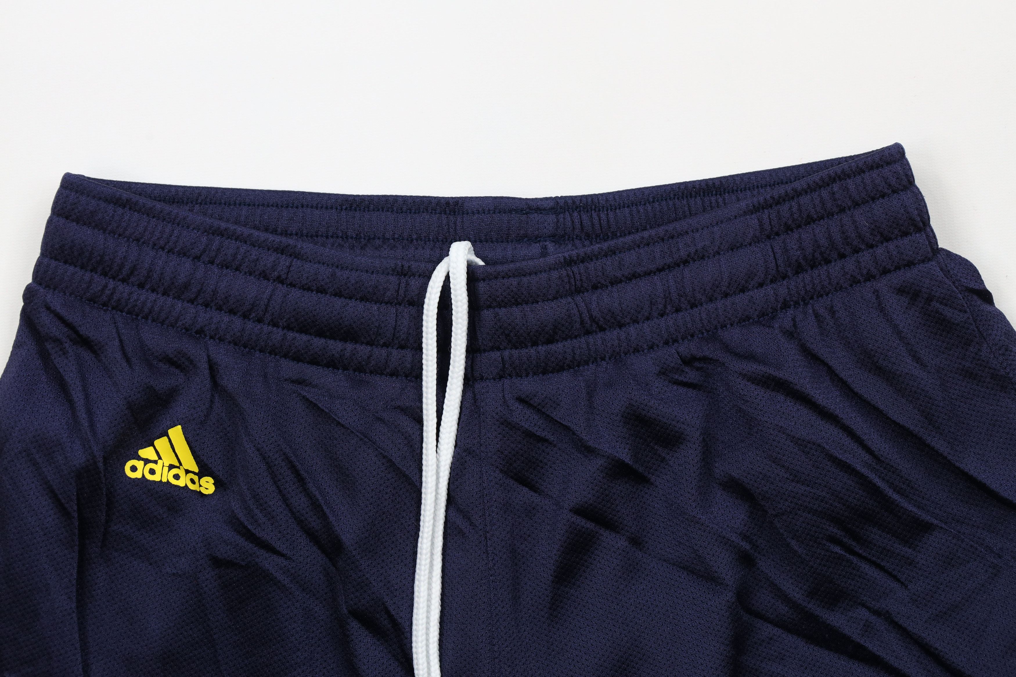 Adidas × Vintage Retro Adidas University of Michigan Basketball Shorts Size US 36 / EU 52 - 2 Thumbnail