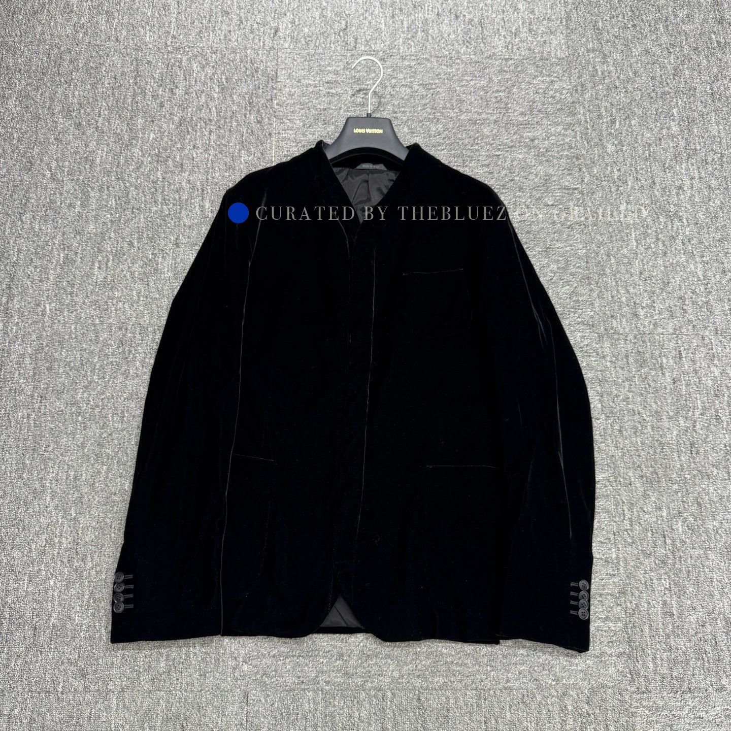 Giorgio Armani Collarless Black Velvet Suit Jacket Size US M / EU 48-50 / 2 - 1 Thumbnail