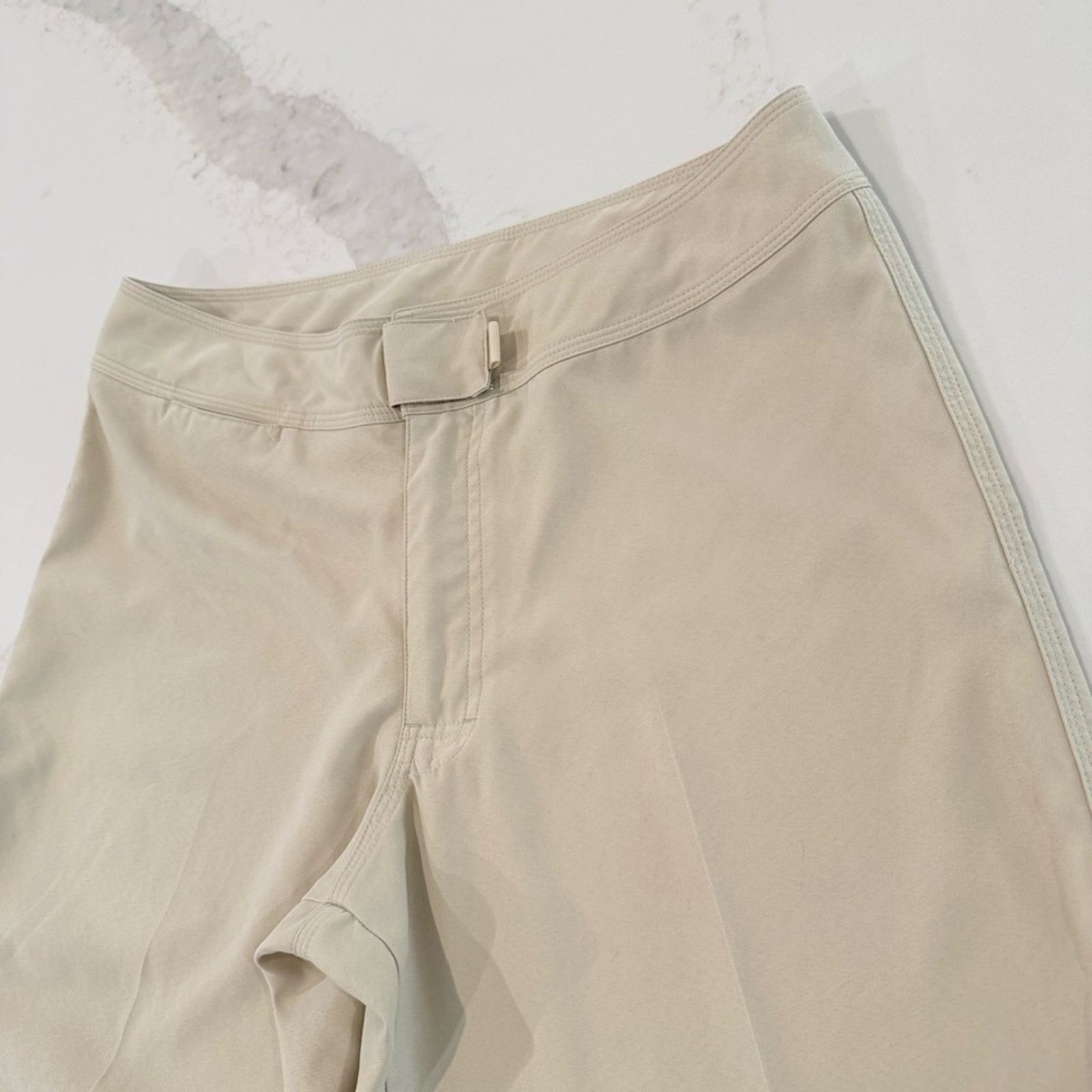 Patagonia Patagonia Kokawe Capri Pants Women’s 10 Beachwood Beige Size 32" / US 10 / IT 46 - 4 Thumbnail