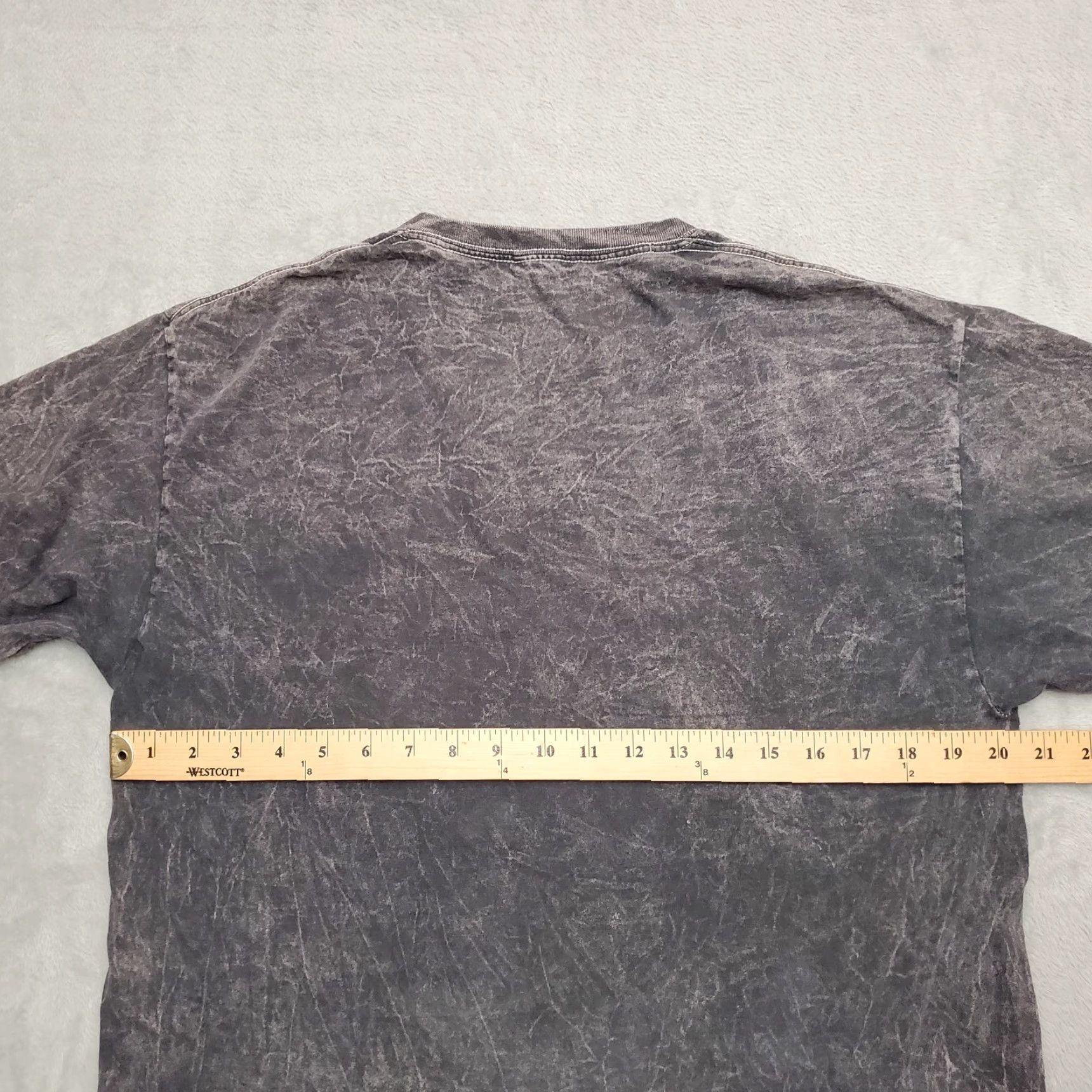 DC Comics DC Comics Shirt Mens Large Gray Justice League Batman Superman Wonder Woman Shirt Mens L Gray Justice League Batman Superman Wonder Woman Size US L / EU 52-54 / 3 - 8 Thumbnail