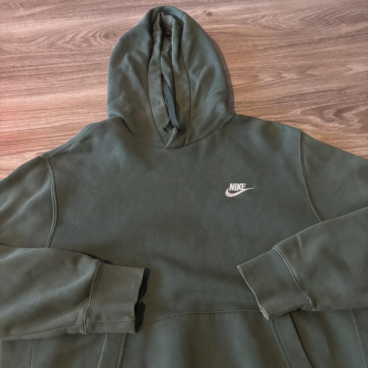 Nike Crazy Vintage Y2K/2000s Green Nike Streetwear Essential Hoodie! Size S Size US S / EU 44-46 / 1 - 5 Thumbnail