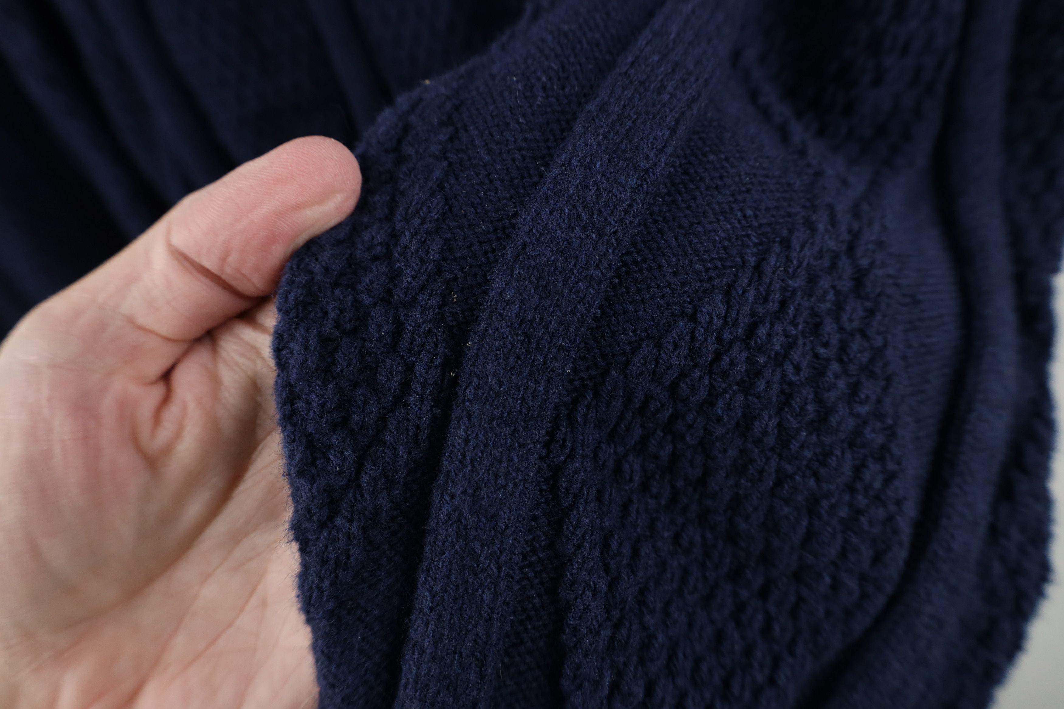 Vintage Vintage 90s Streetwear Heavyweight Cotton Knit Sweater Blue Size US L / EU 52-54 / 3 - 5 Thumbnail