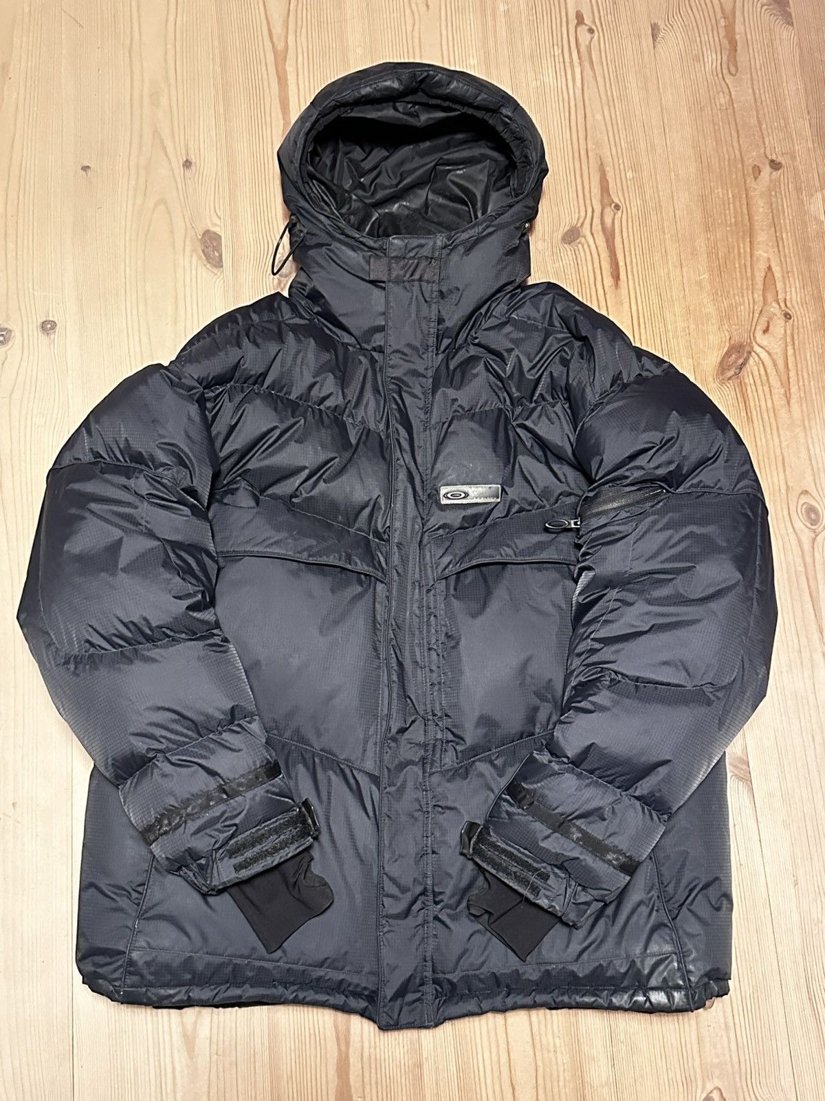 Oakley 2000s Oakley Hydro Fuel 4 down puffer jacket Size US XL / EU 56 / 4 - 1 Thumbnail