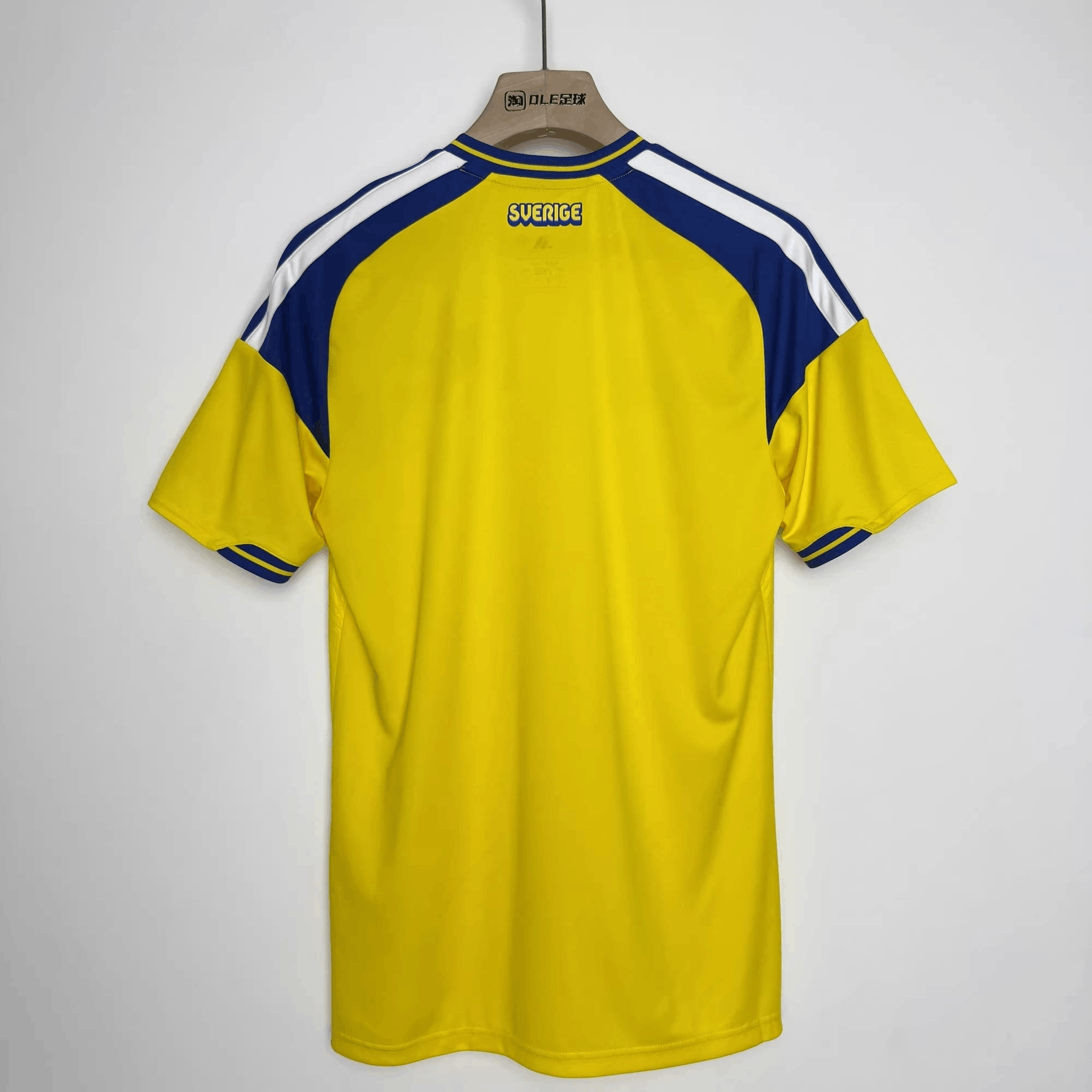 Other 2026 Sweden Football Jersey Size US XL / EU 56 / 4 - 2 Thumbnail
