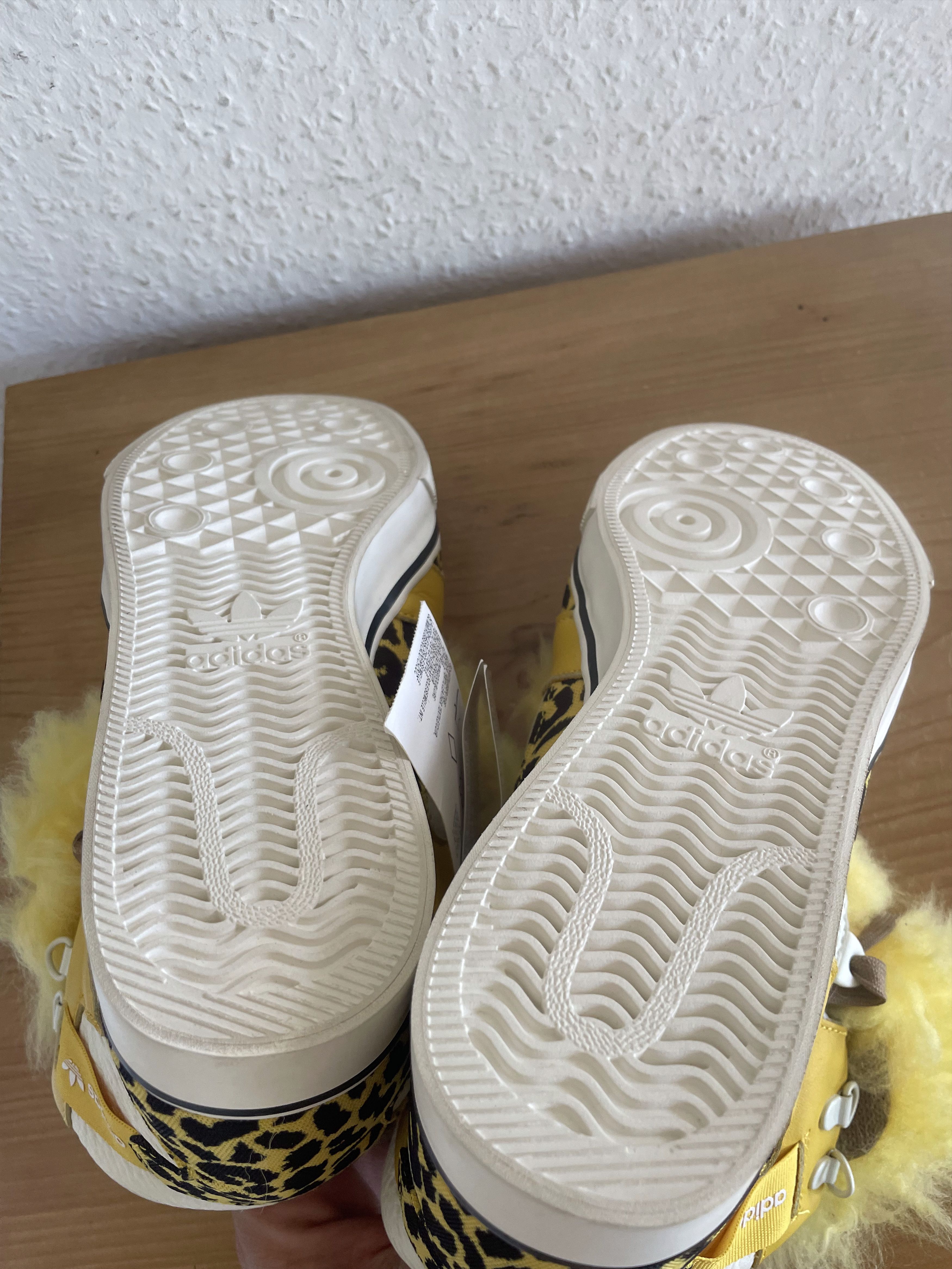 Adidas × Jeremy Scott JS Bones Fur Sneakers Size US 7.5 / EU 40-41 - 13 Thumbnail