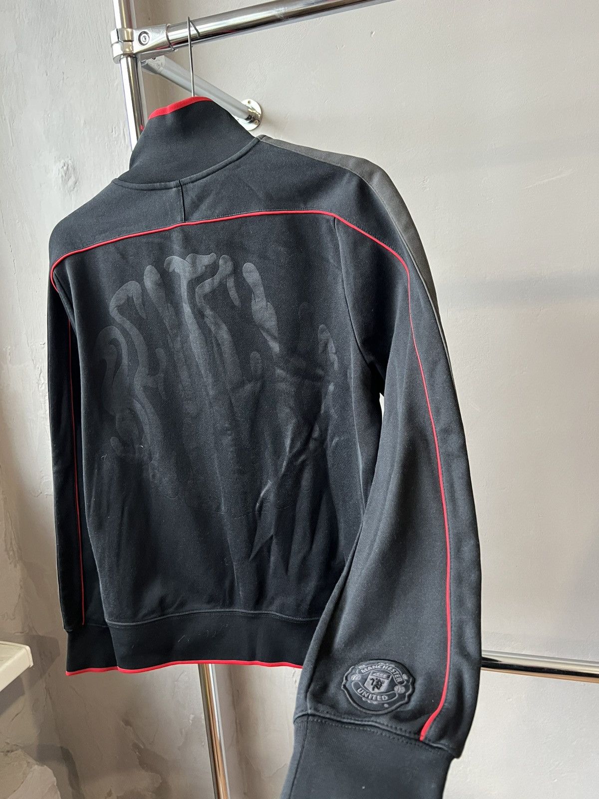 Nike 2010/11 MANCHESTER UNITED TRAINING TRACK ZIP SOCCER JACKET M Size US M / EU 48-50 / 2 - 12 Thumbnail