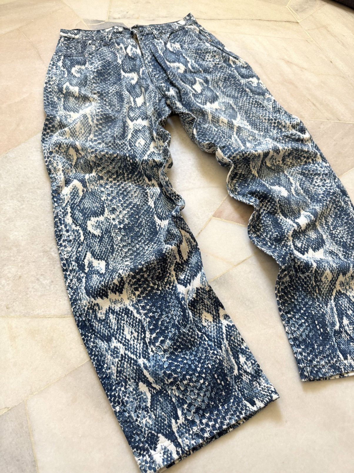 If Six Was Nine 2000s Vintage Equinox Inspired hysteric Blue snake print Size US 28 / EU 44 - 5 Thumbnail