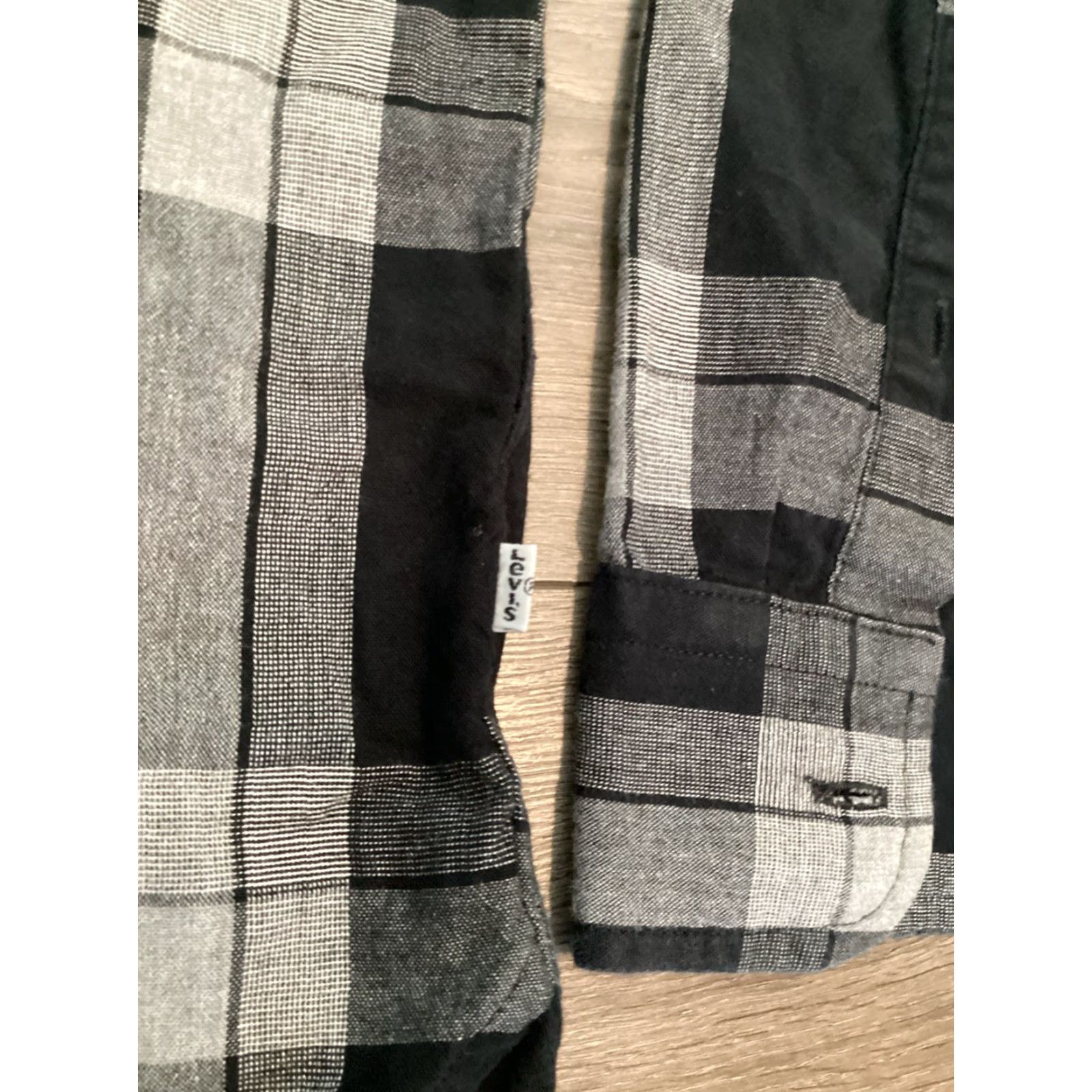 Levi's LEVIS Buffalo Plaid Button-Up Shirt XL Mens Black Gray White Long Sleeve Size US XL / EU 56 / 4 - 7 Thumbnail