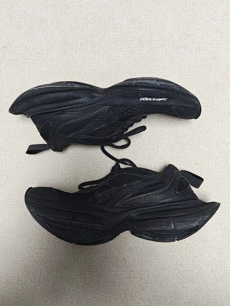 Balenciaga Balenciaga Circuit low-cut running shoes with round toe and Size US 5.5 / IT 35.5 - 4 Thumbnail
