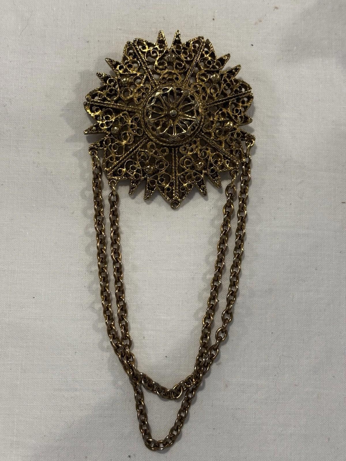 The Unbranded Brand Vintage Victorian Goldtone Brooch 5.5” long Size ONE SIZE - 1 Thumbnail