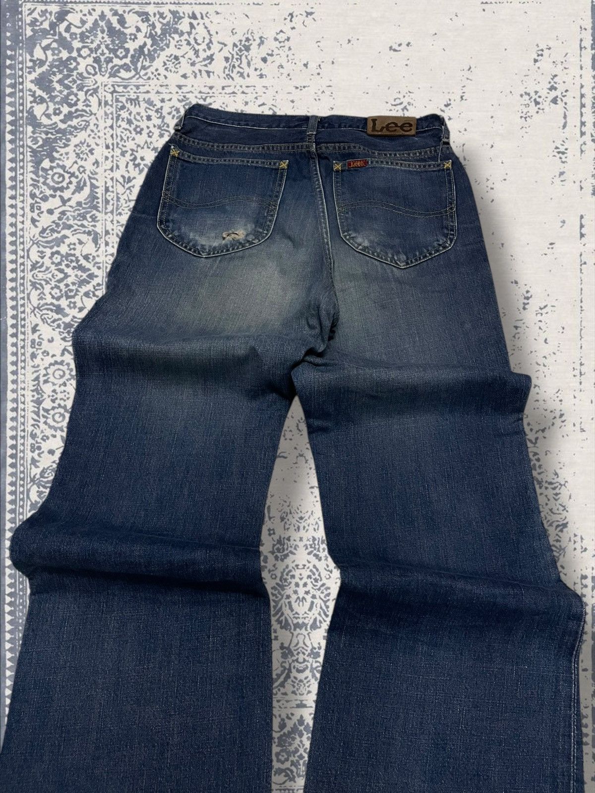 Designer × Lee × Vintage Vintage 1990s Designer Lee Distressed Mudwash Denim Size US 26 / EU 42 - 11 Thumbnail