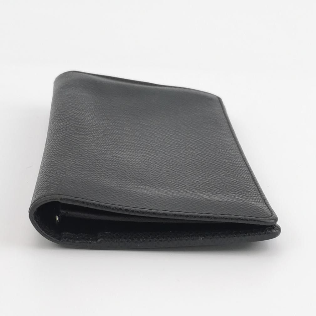 Louis Vuitton Louis Vuitton (LV) Brazza leather solid color bi-fold walle Size ONE SIZE - 2 Thumbnail