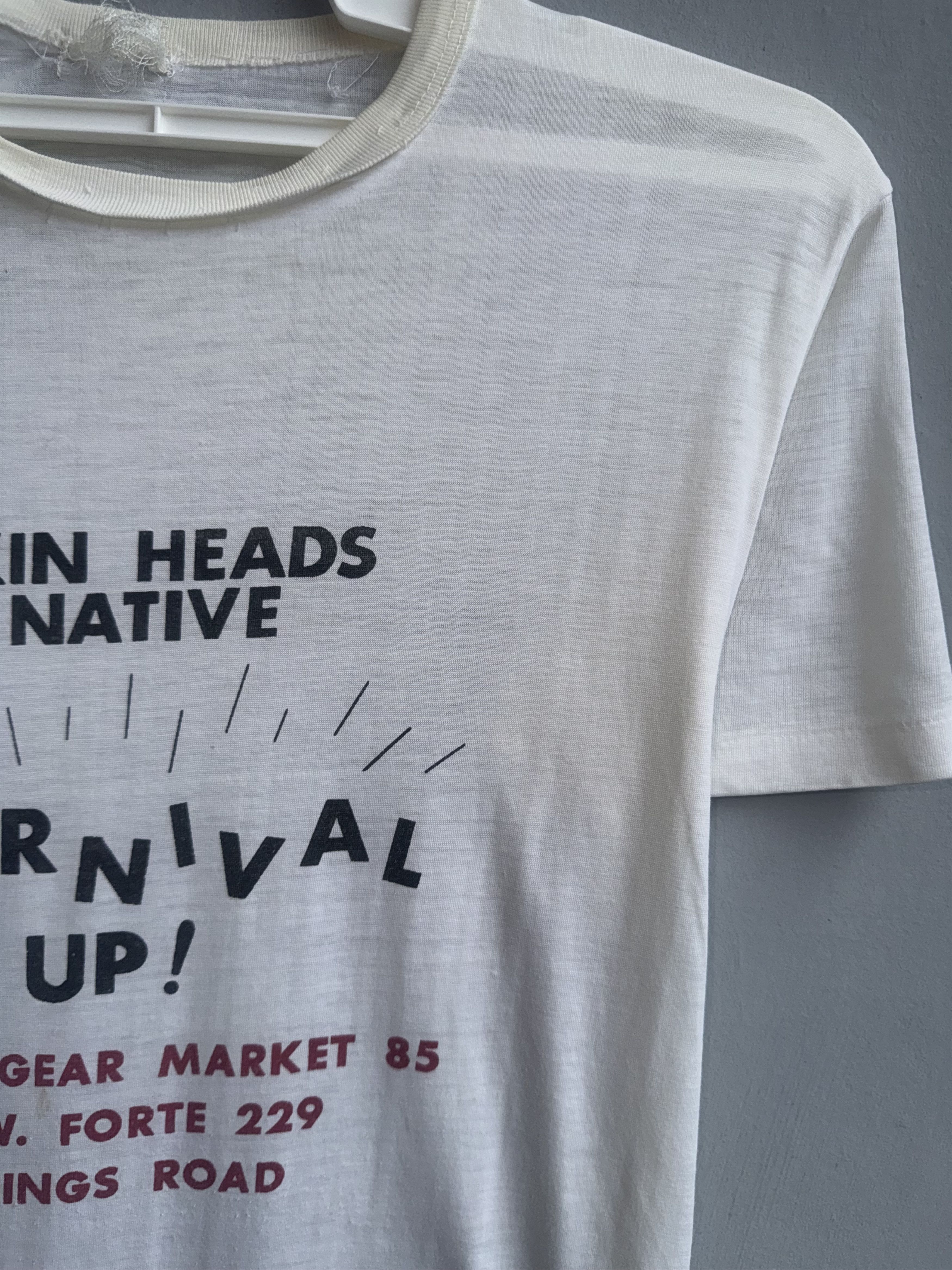 Vintage Skinhead Native Carnival 1985's Vintage T-Shirt Size US S / EU 44-46 / 1 - 2 Thumbnail